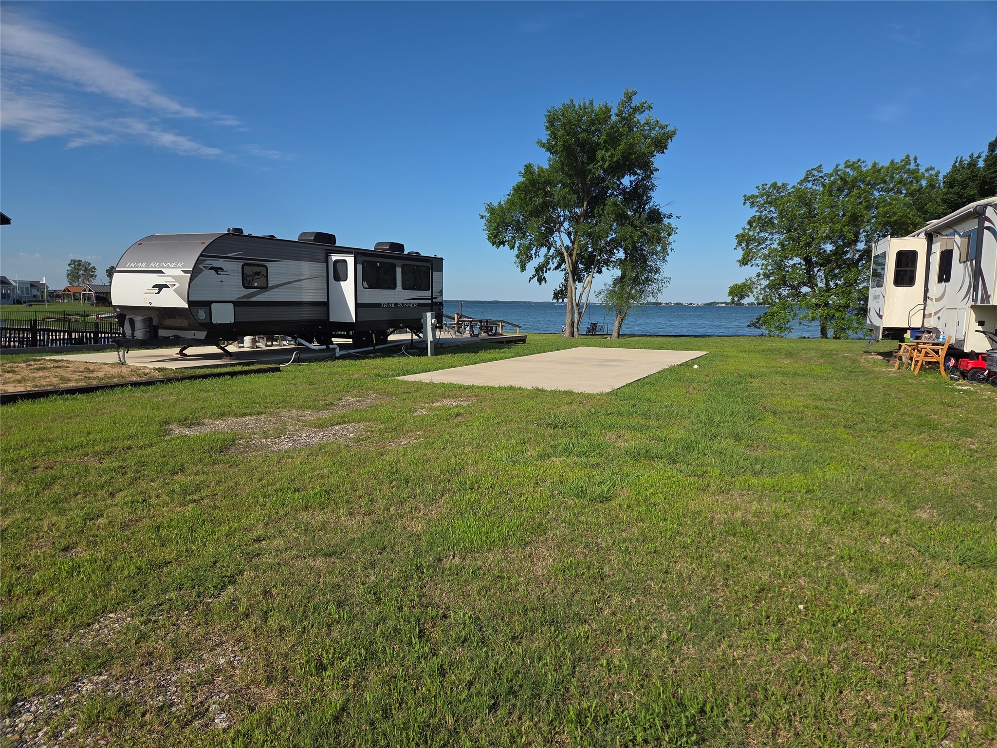 5186 Waterfront Road