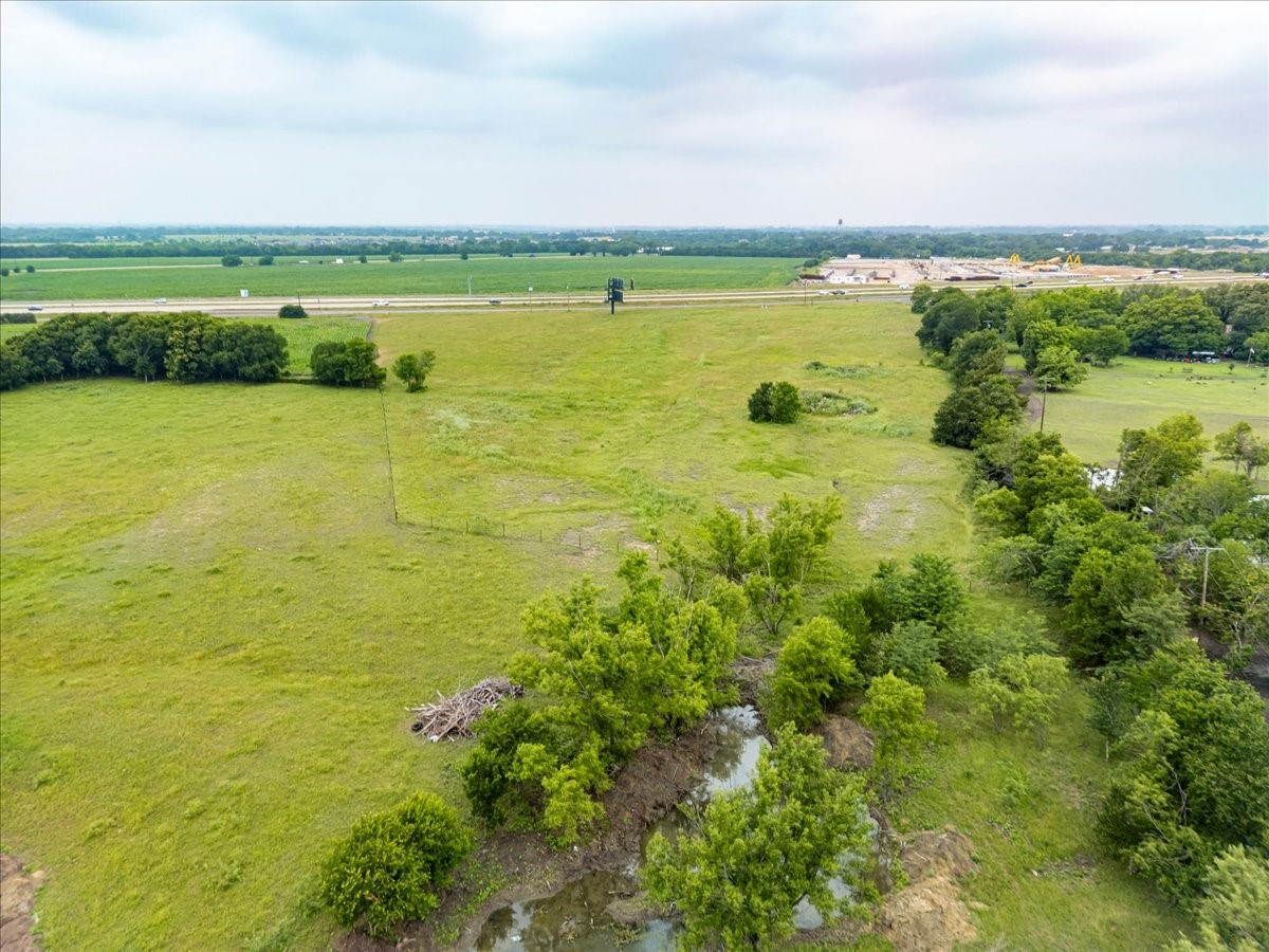 1601 N Interstate 45