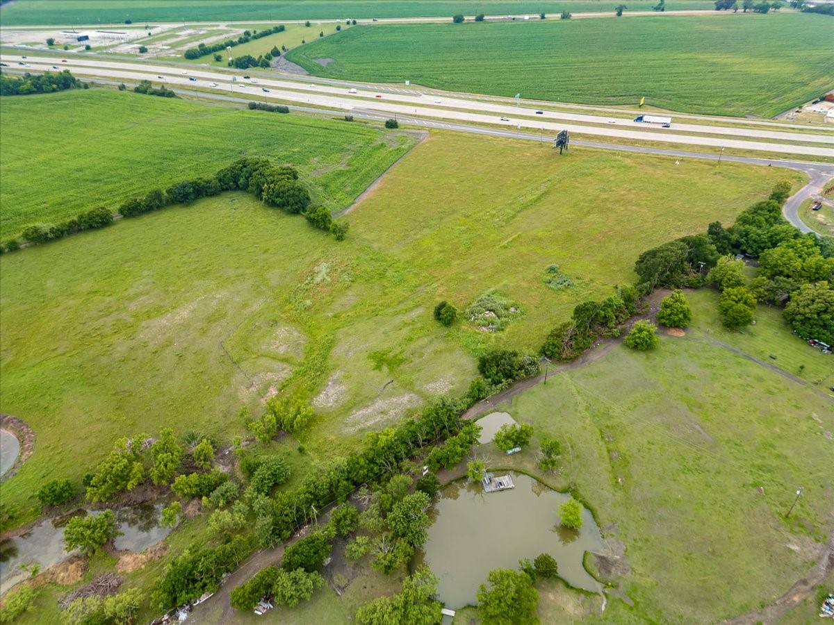 1601 N Interstate 45