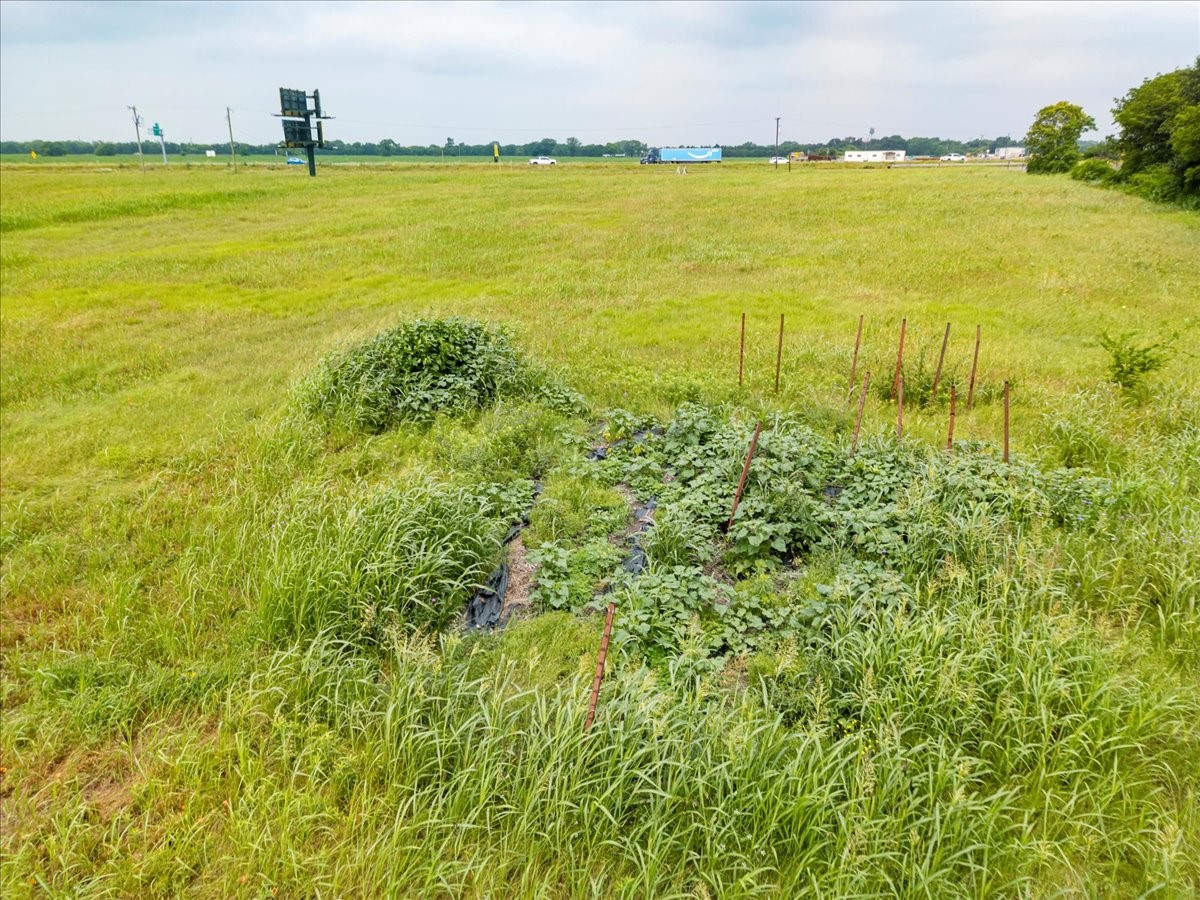 1601 N Interstate 45