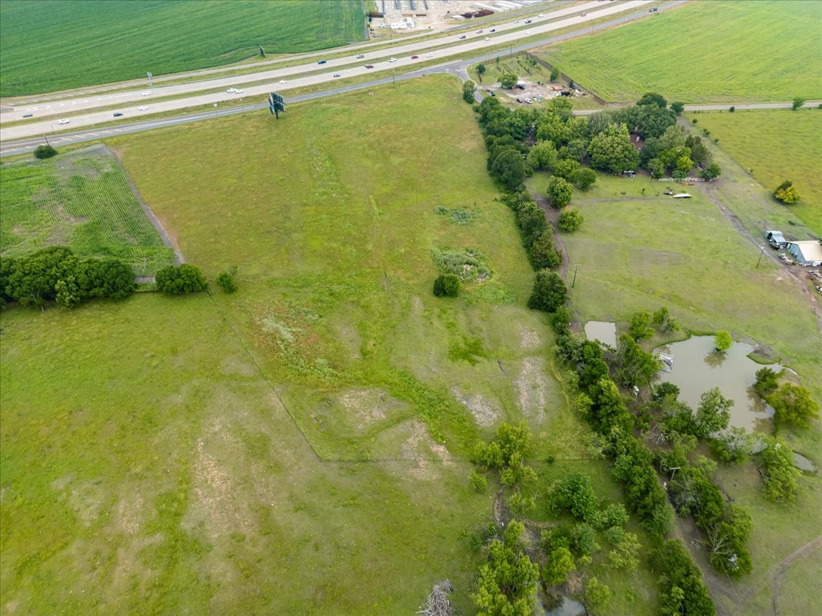 1601 N Interstate 45