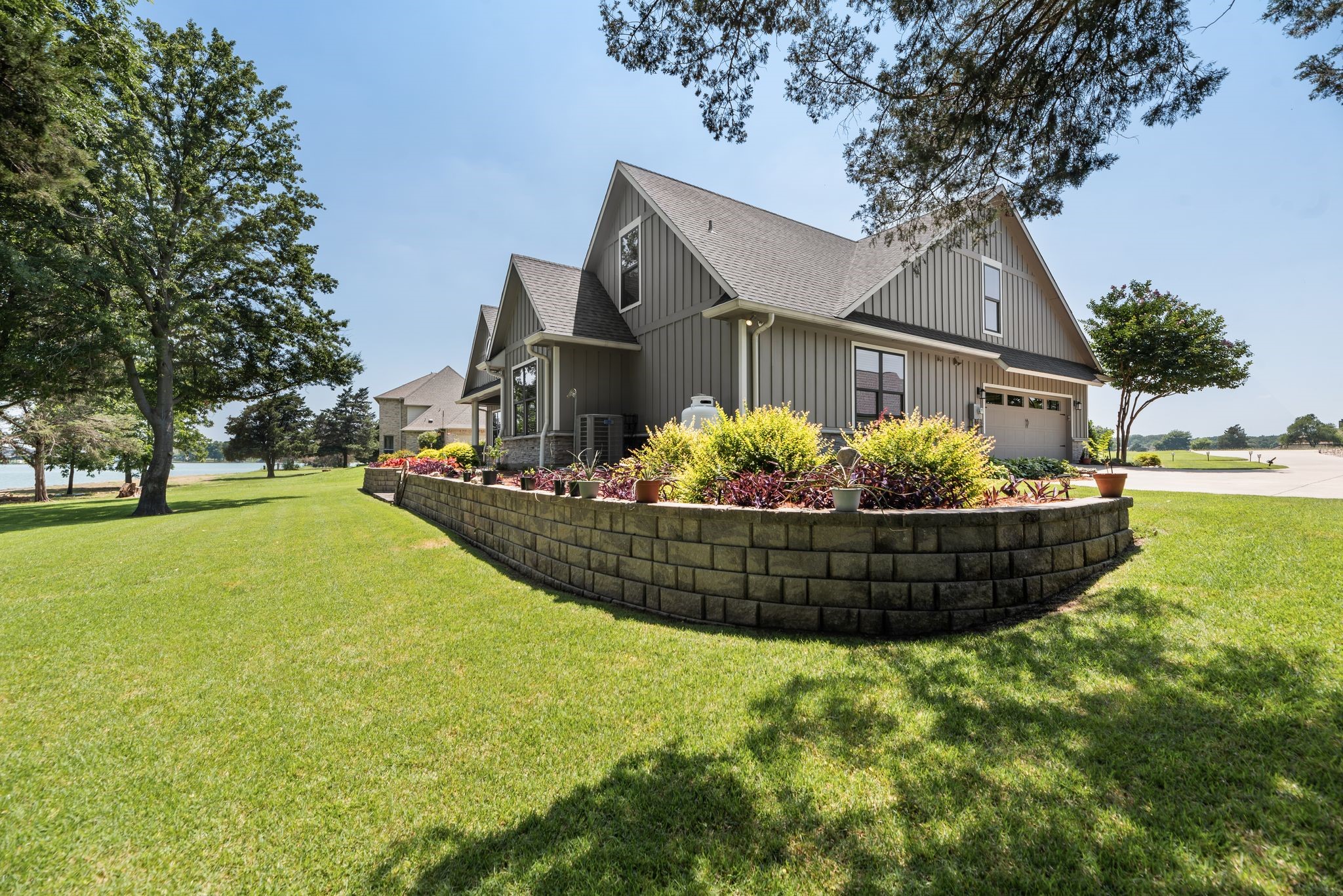 1118 Deep Water Cove
