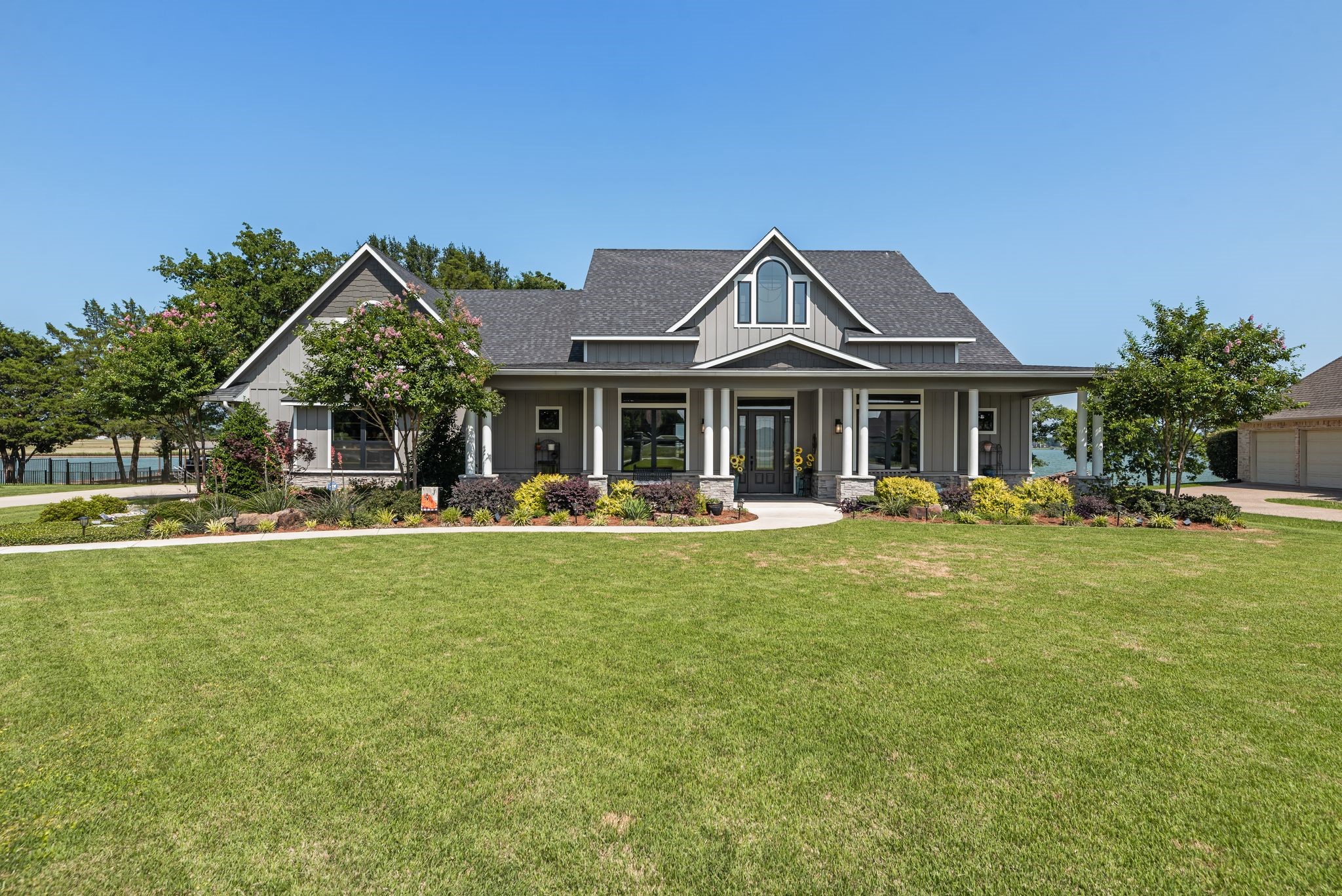 1118 Deep Water Cove