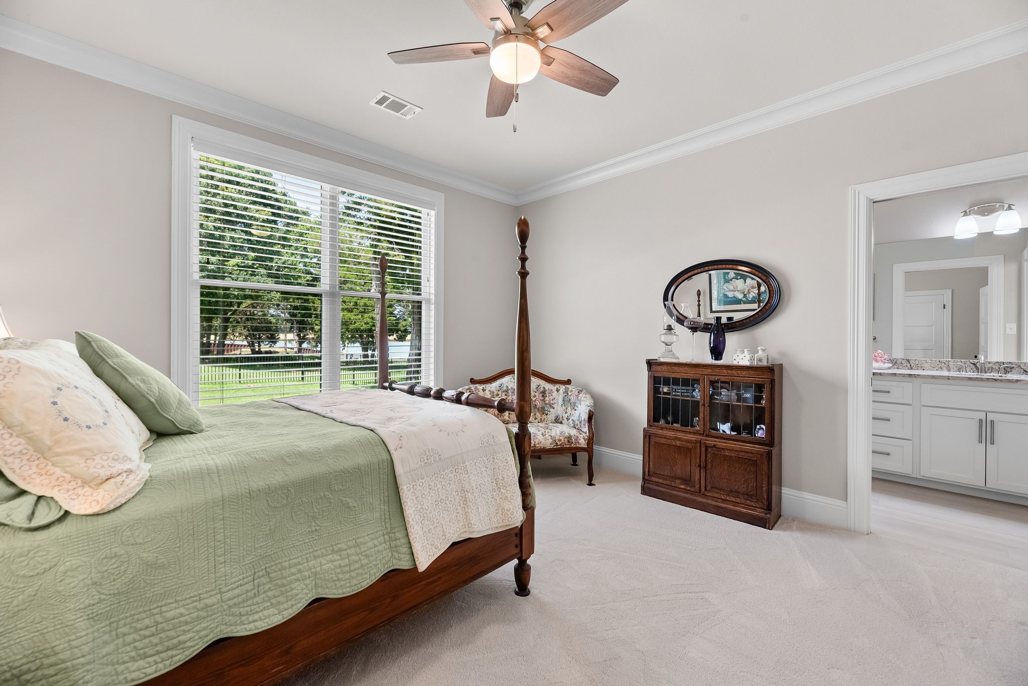 1118 Deep Water Cove