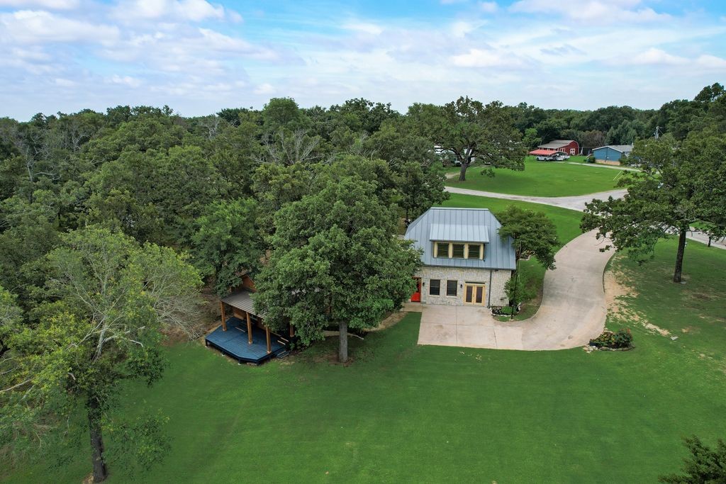 204 Knights Circle