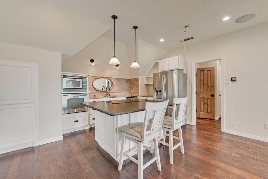 204 Knights Circle