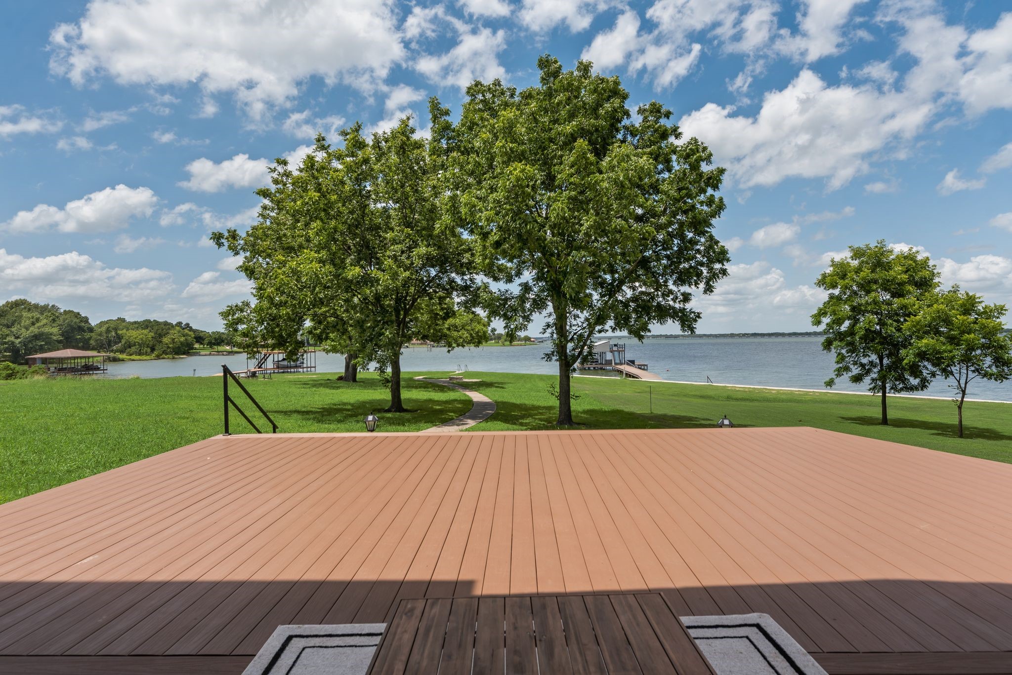 113 Moonlight Point
