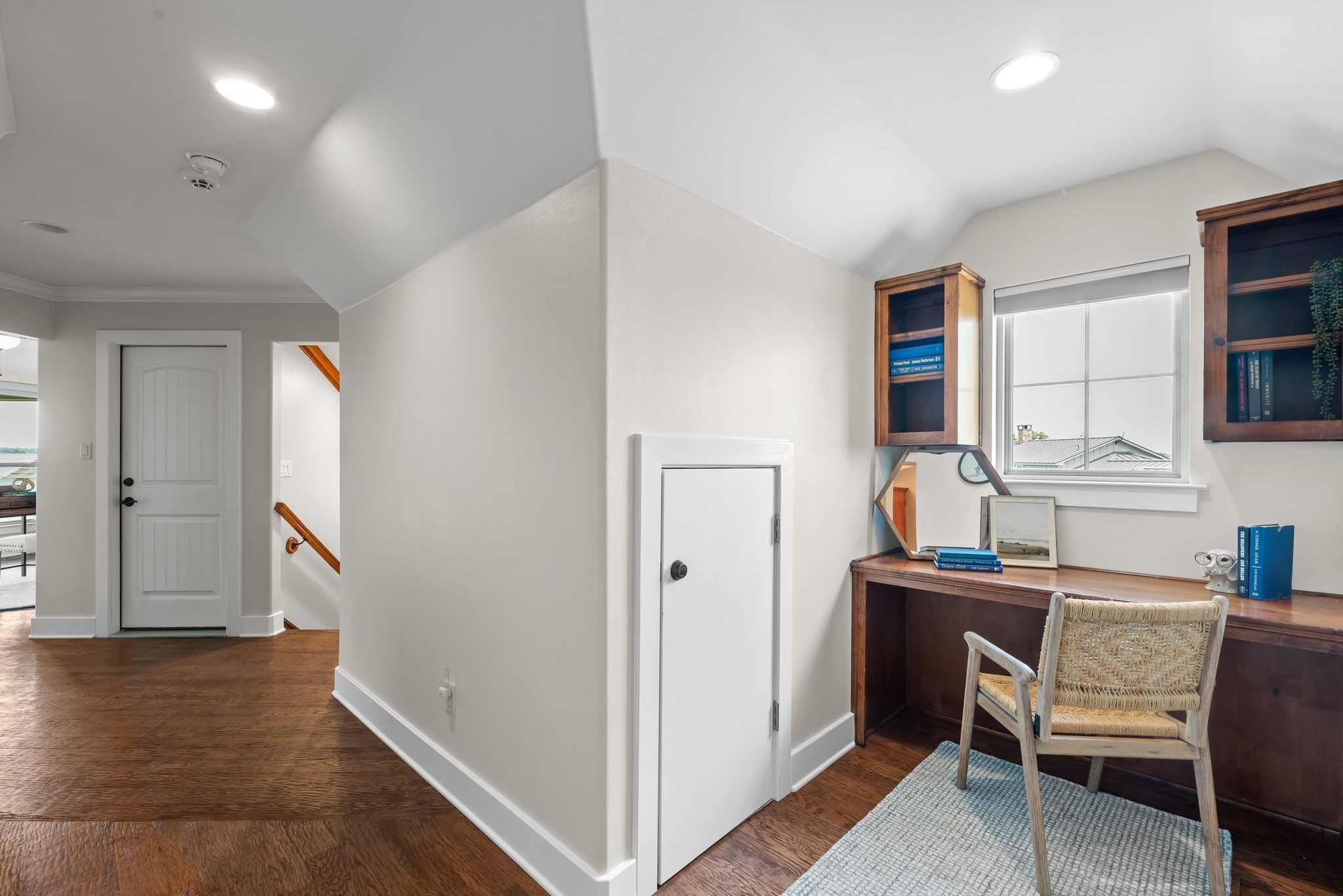 113 Moonlight Point
