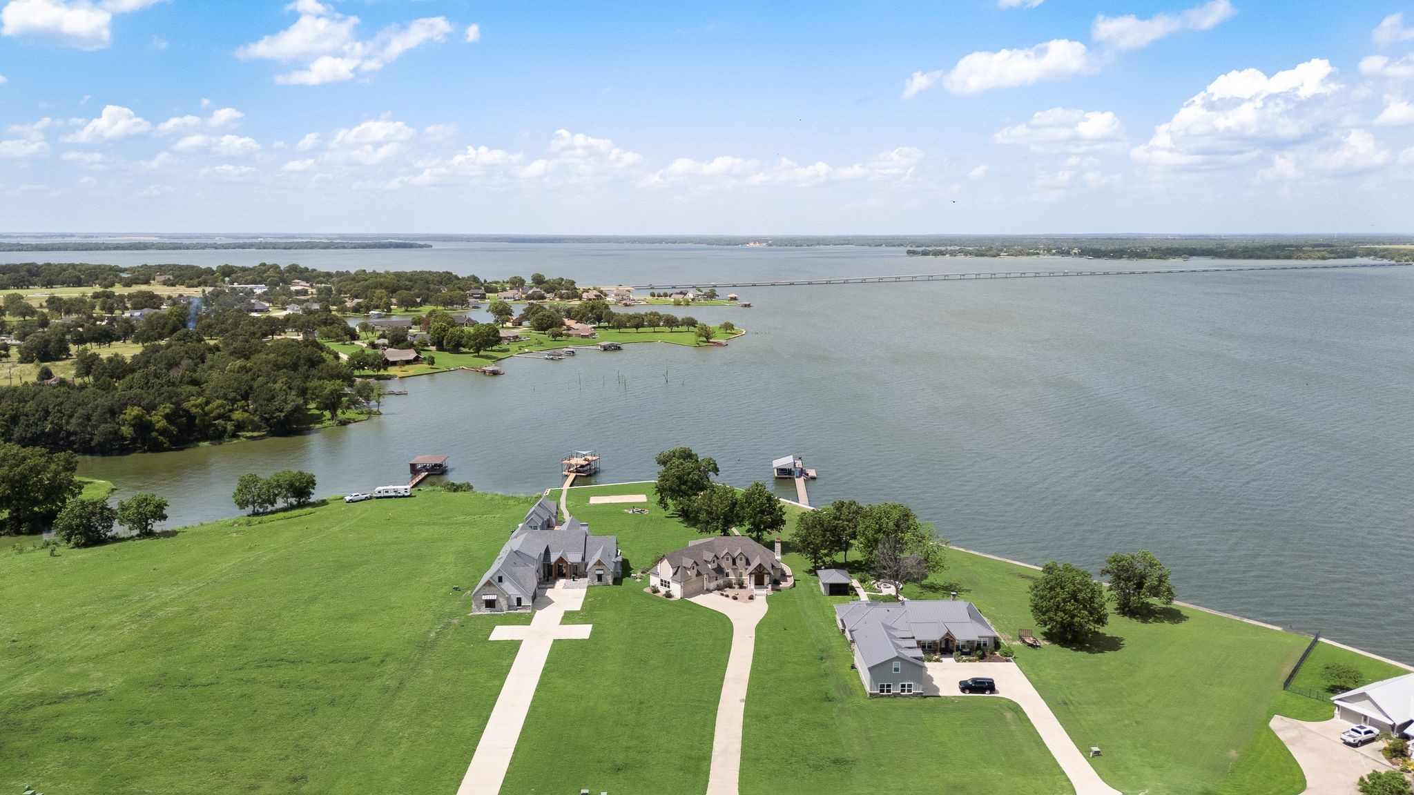 113 Moonlight Point