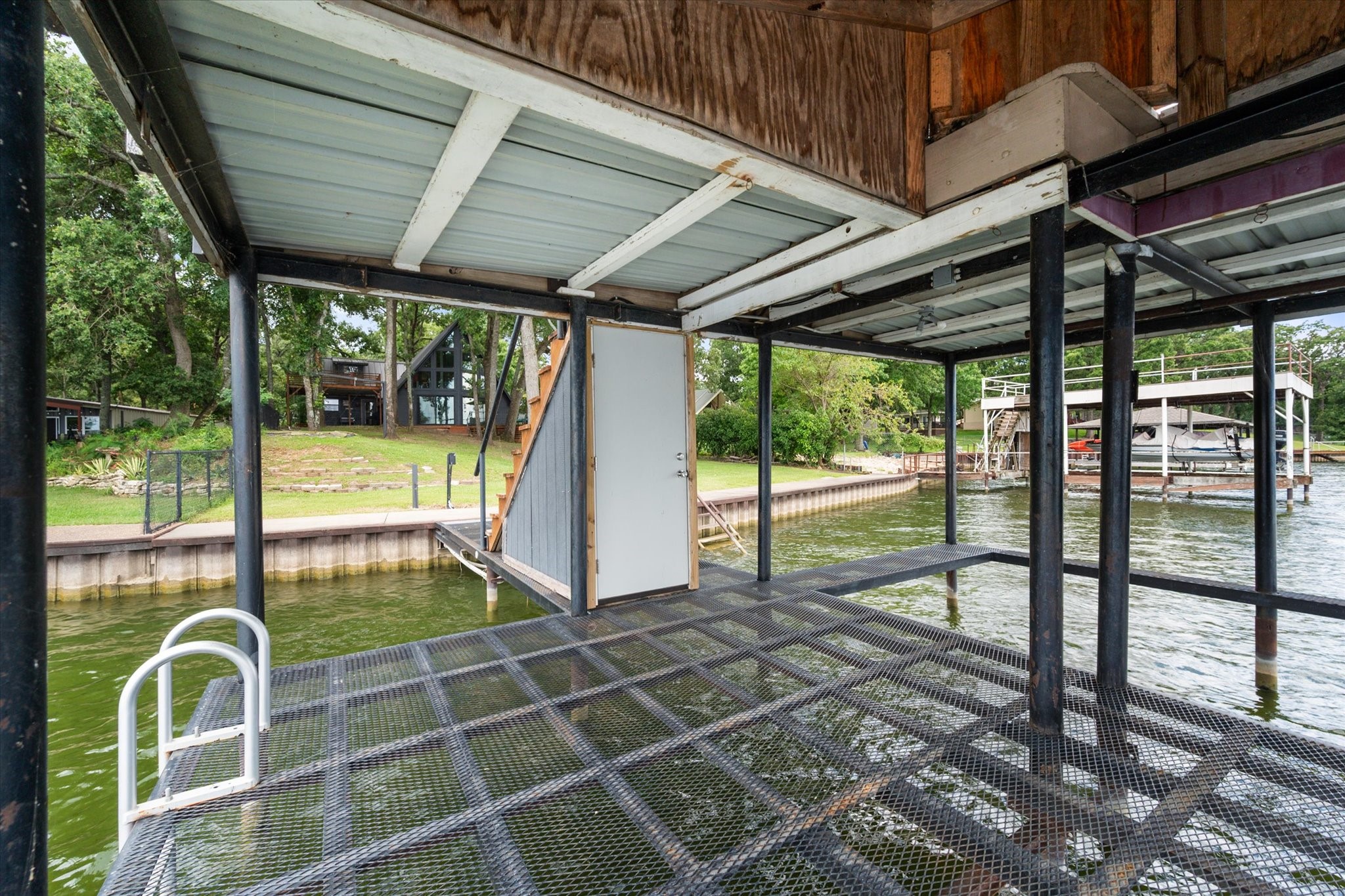 151 Lakeside Lane