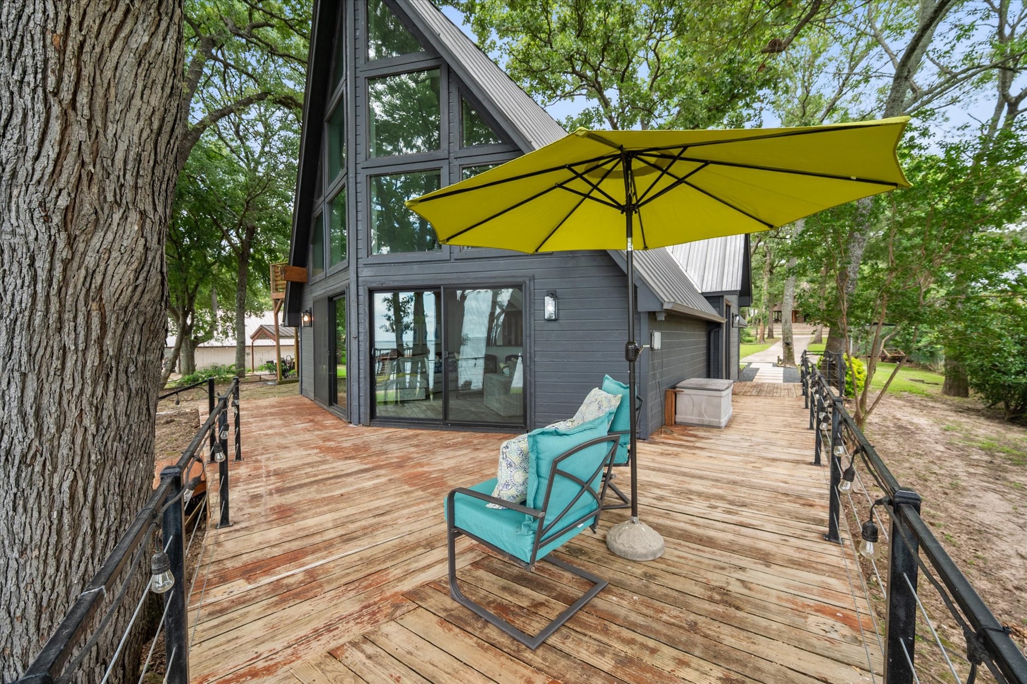 151 Lakeside Lane
