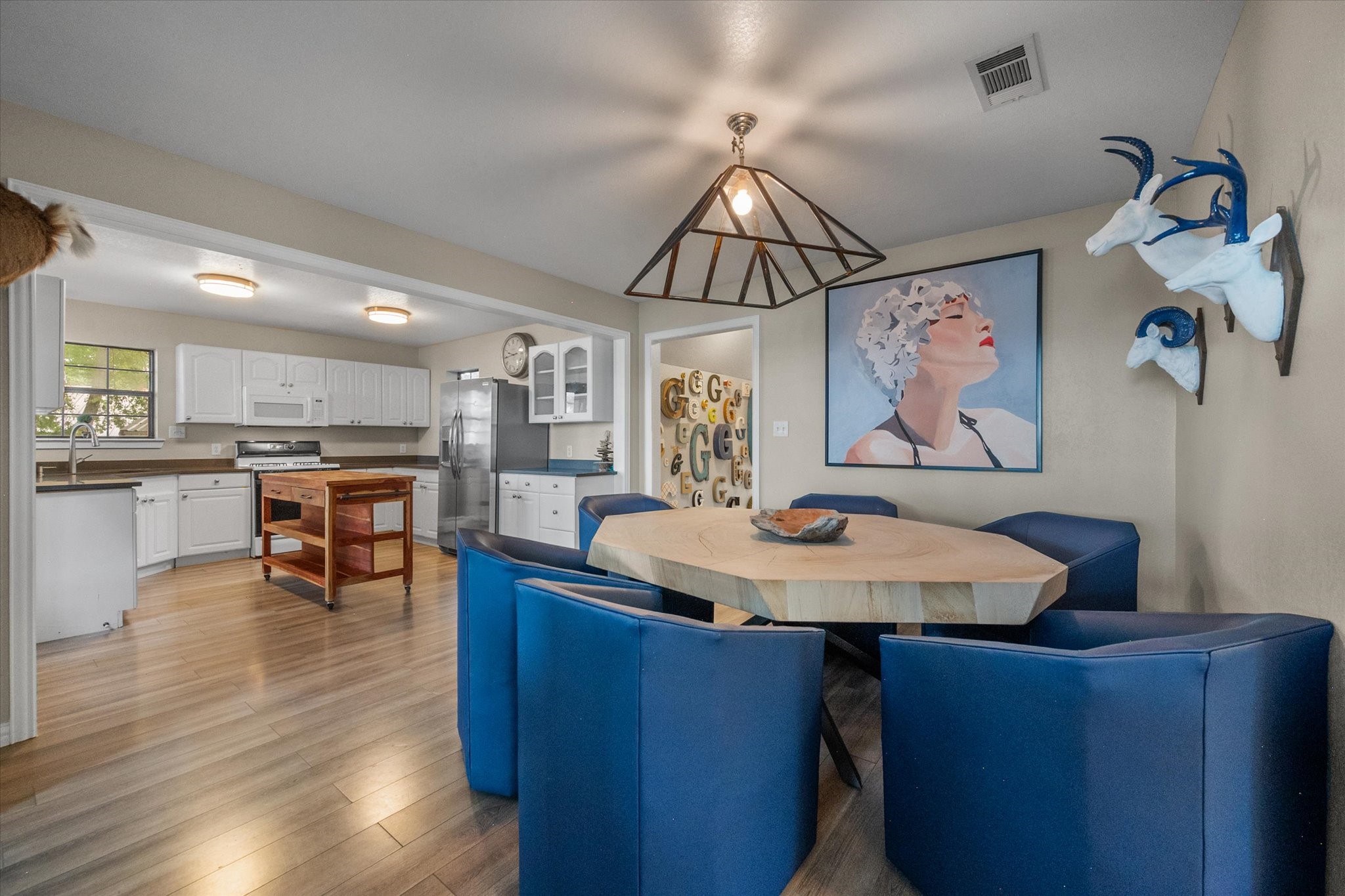 151 Lakeside Lane