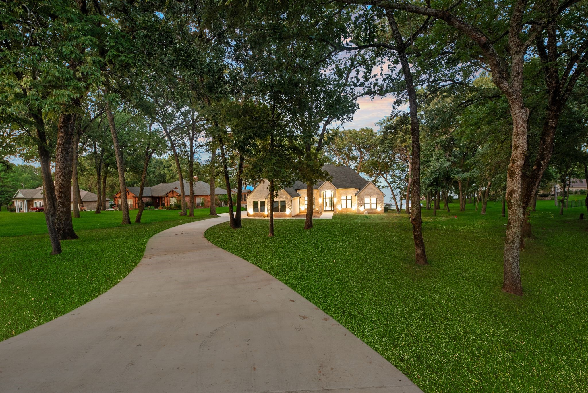 338 Stonewall Drive