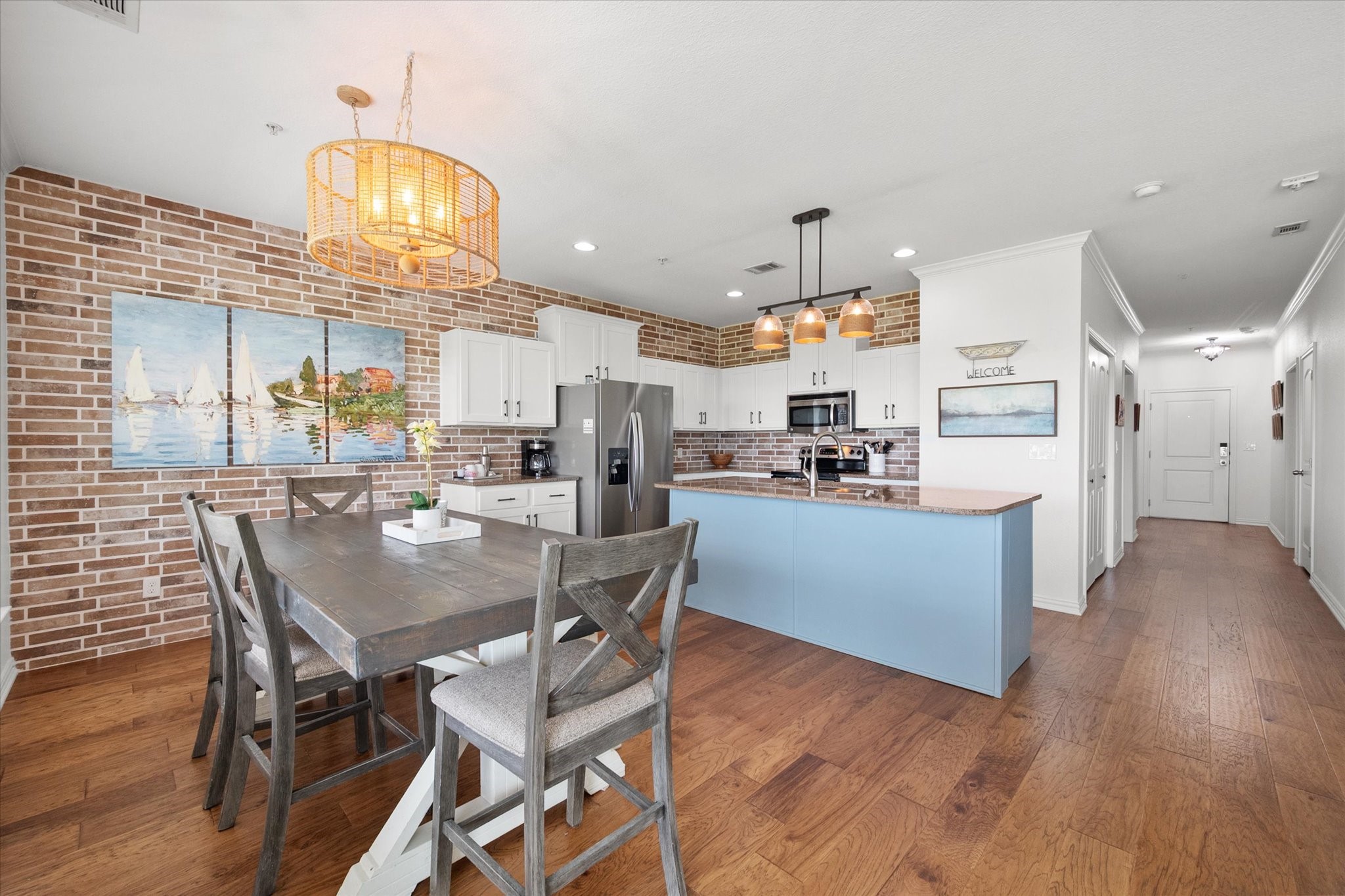 9900 Northshore Boulevard 3105