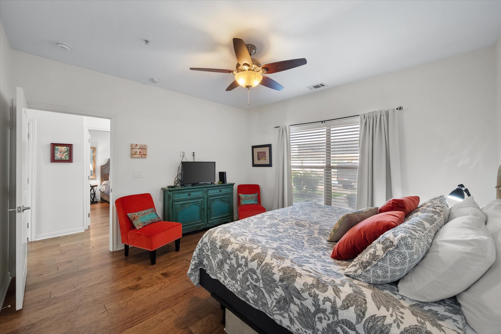 9900 Northshore Boulevard 3105