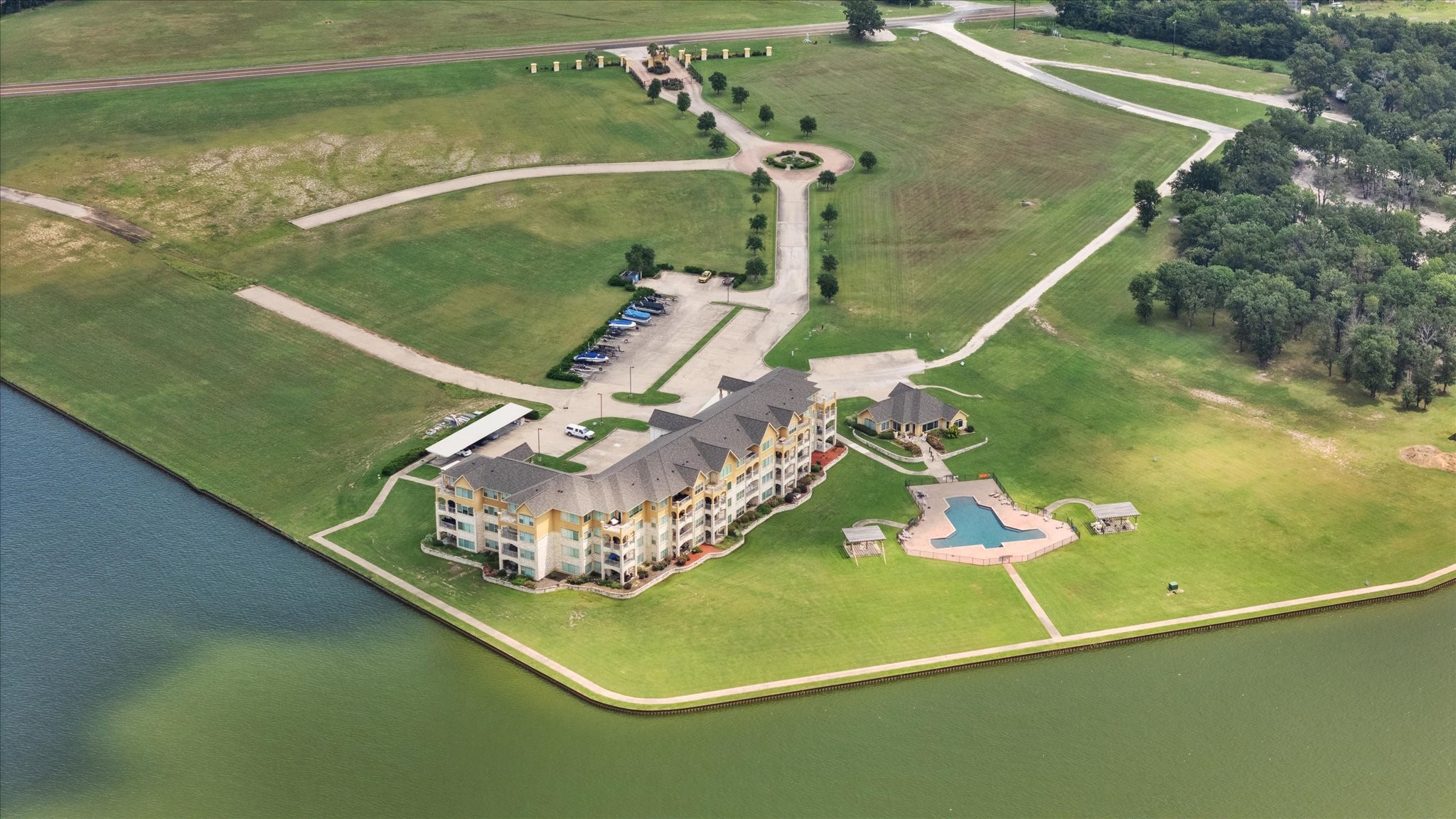 9900 Northshore Boulevard 3105