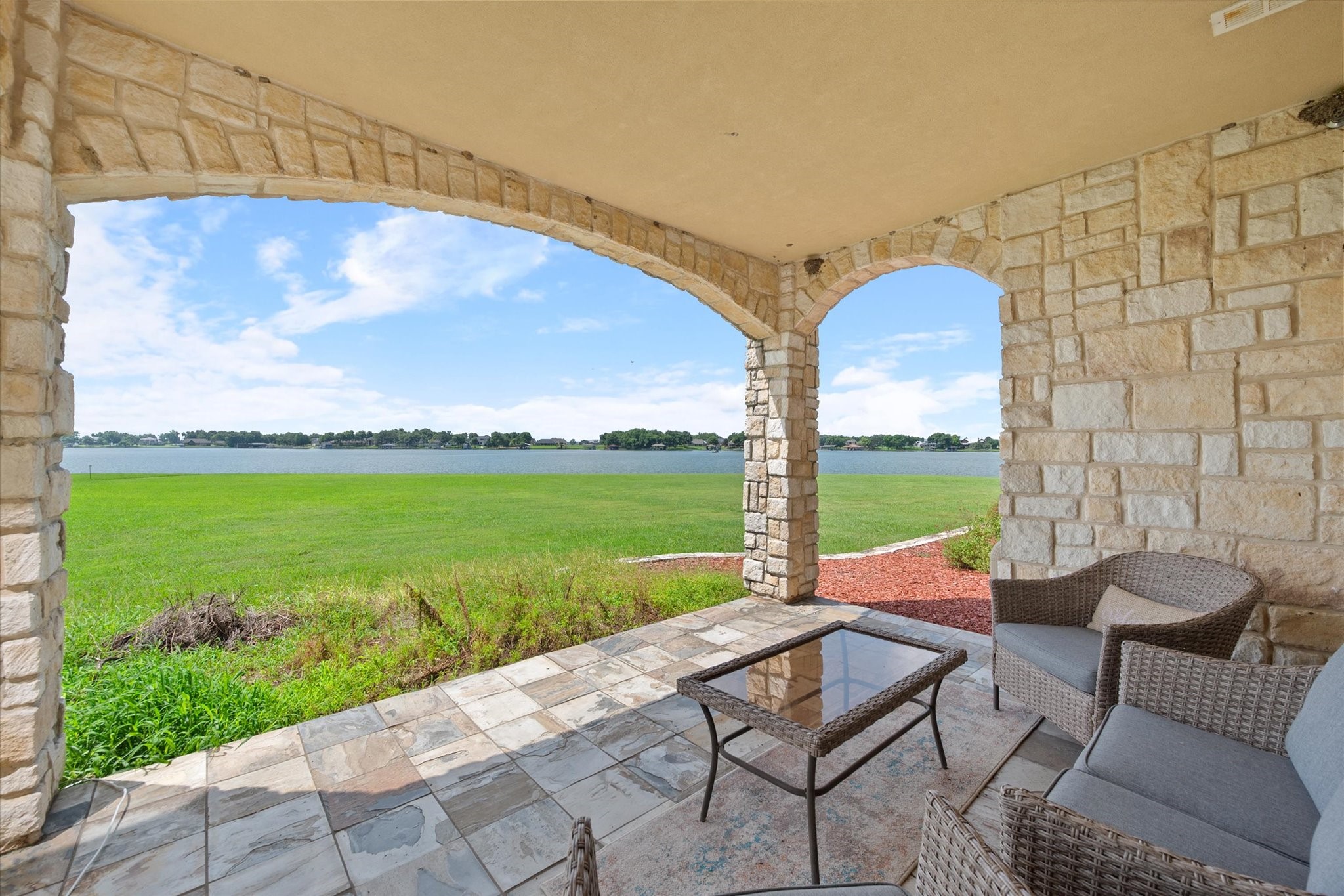 9900 Northshore Boulevard 3105