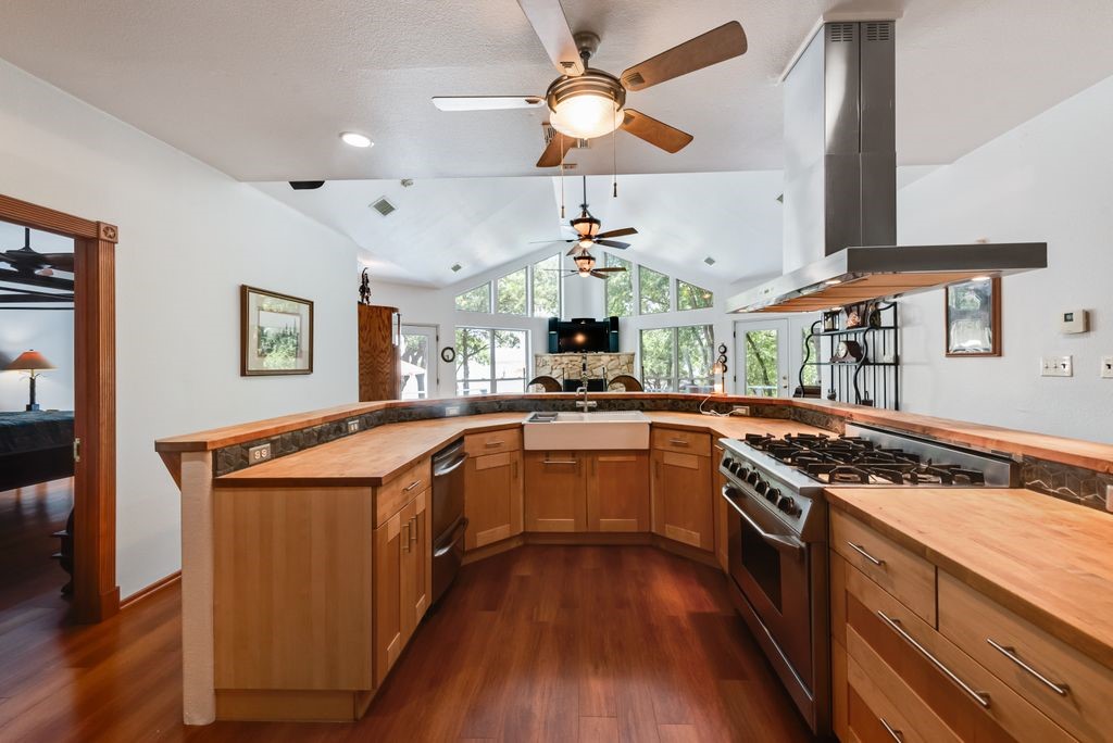 619 County Road 3048c