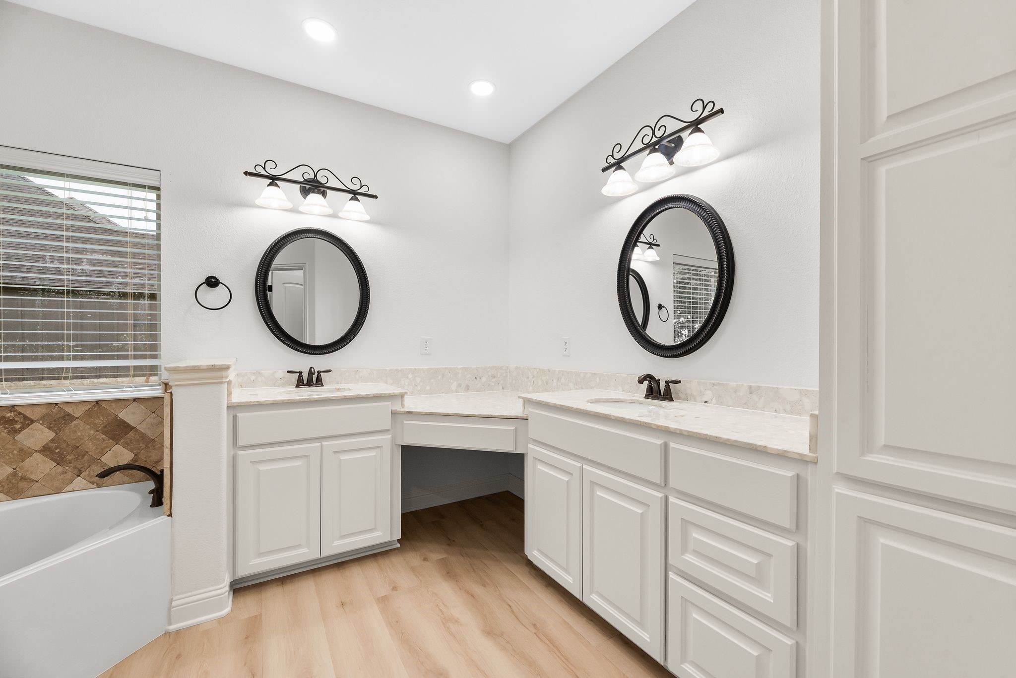 1195 The Shores Drive