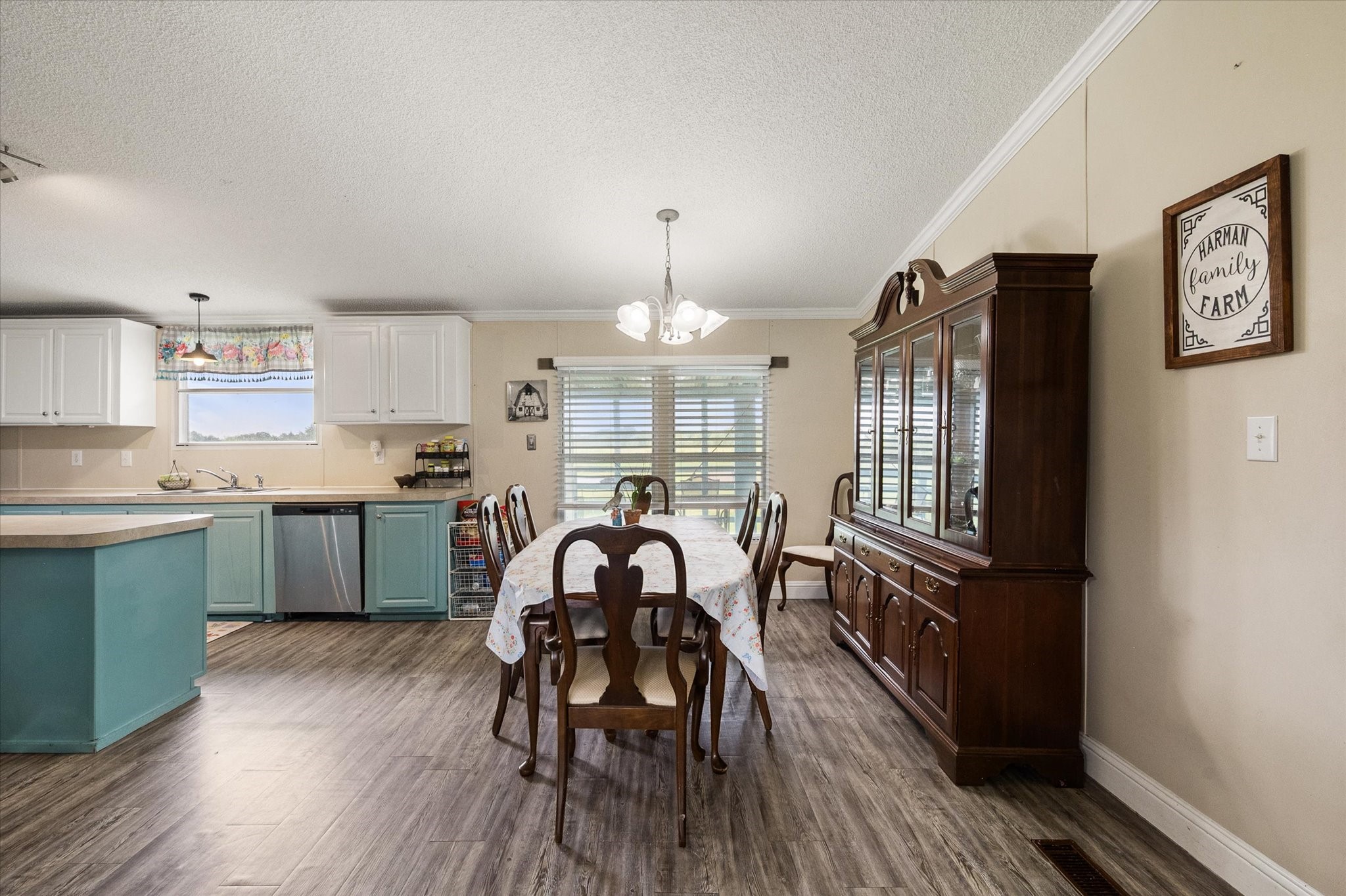 11194 County Road 2170