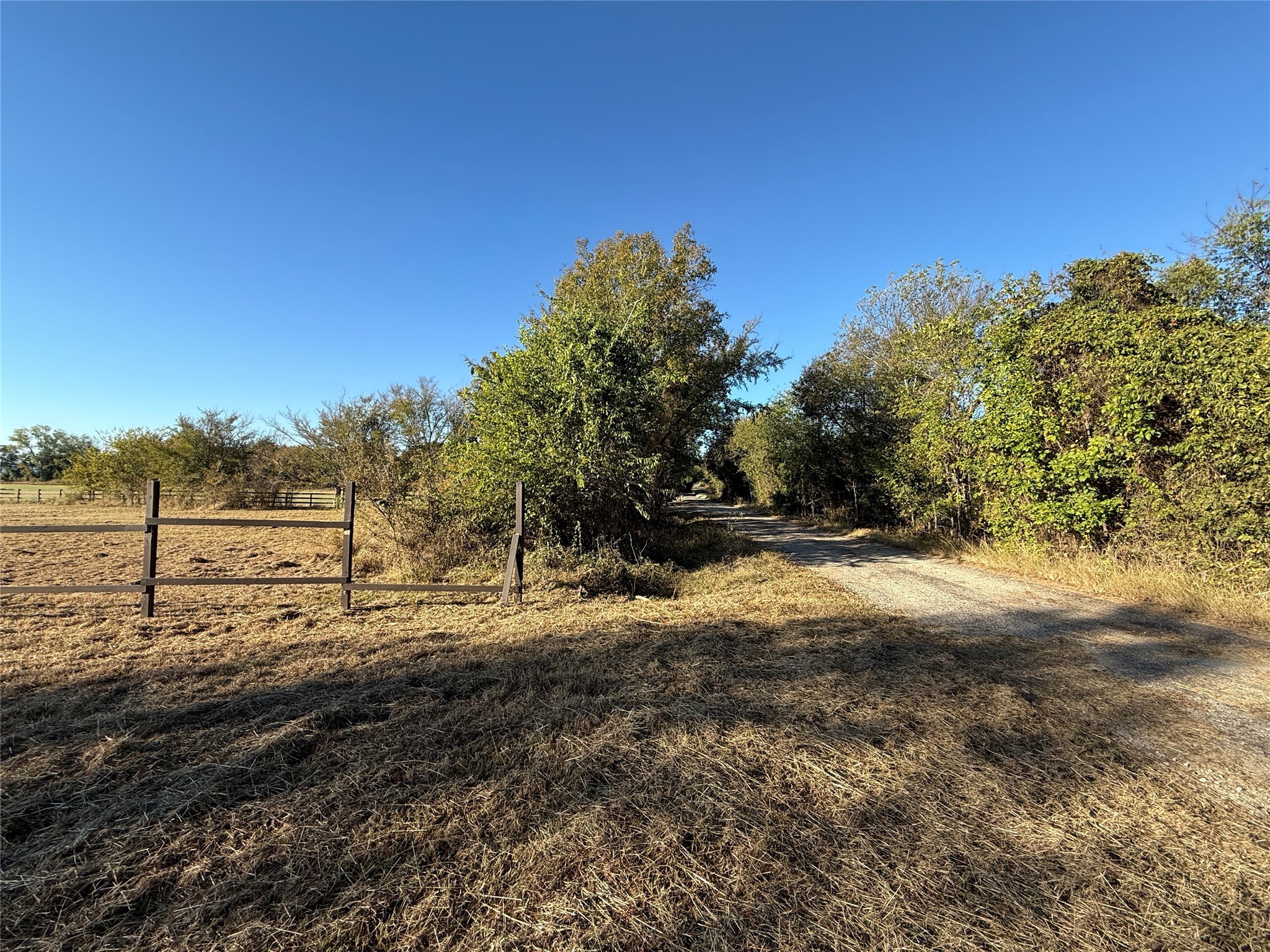 1865 County Road 2160