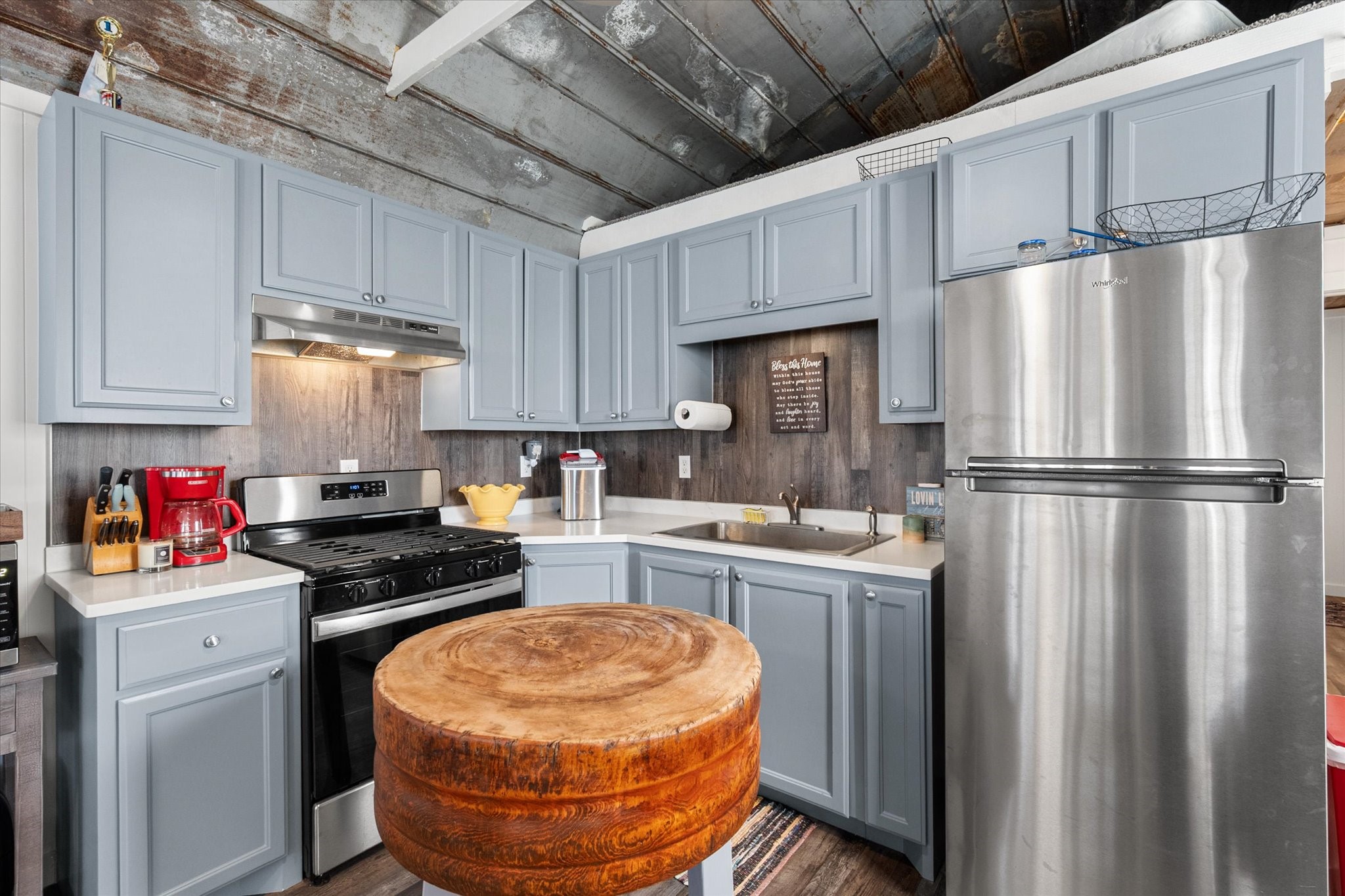 2038 Pelican Isle Drive