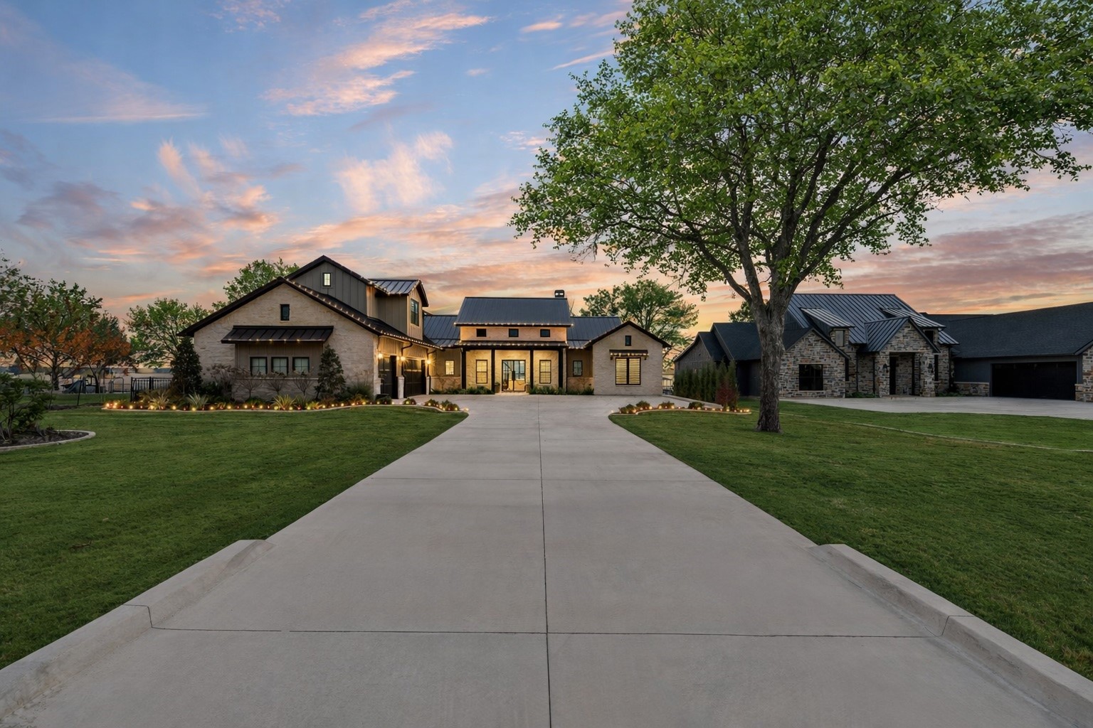 1196 The Shores Drive