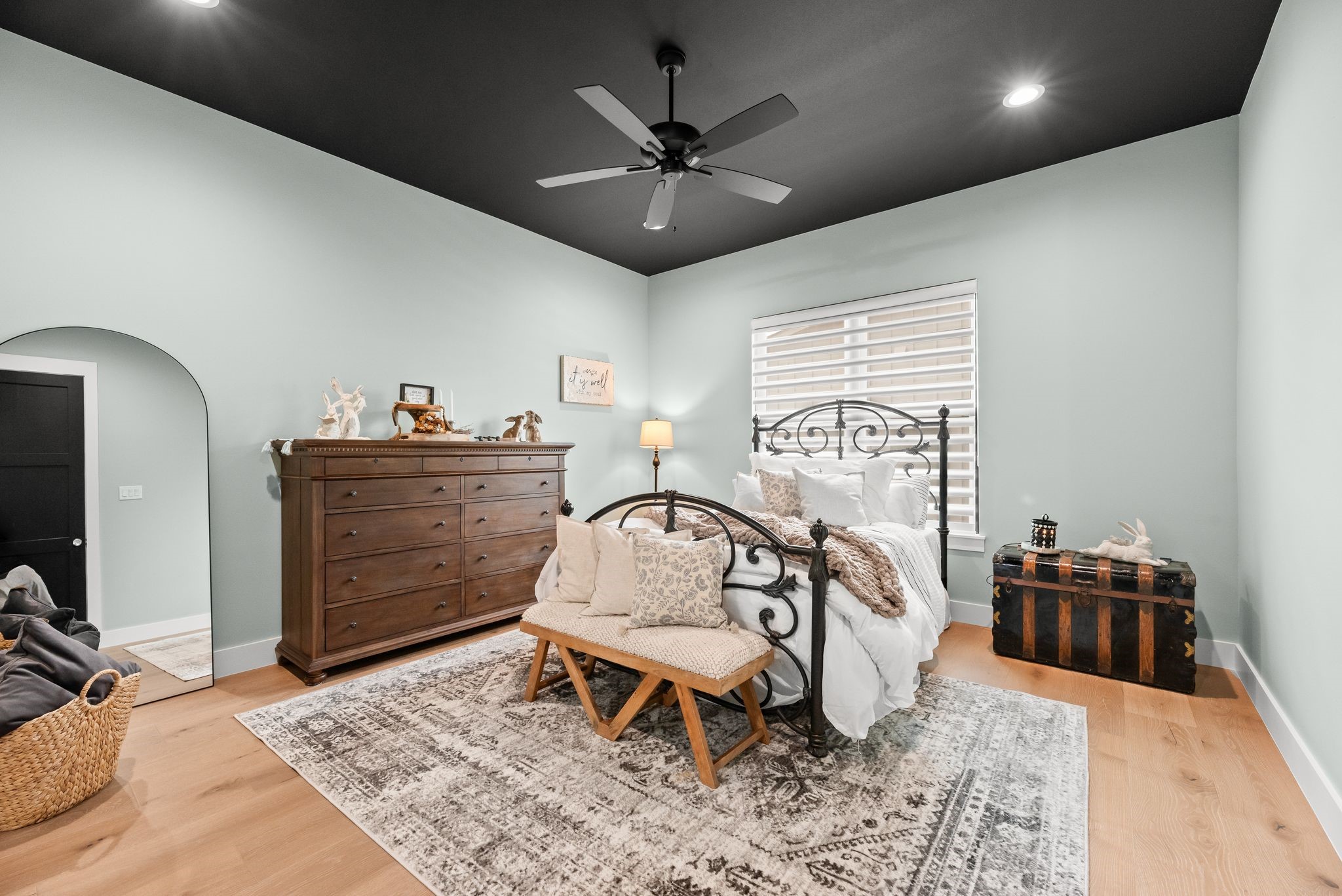 1196 The Shores Drive