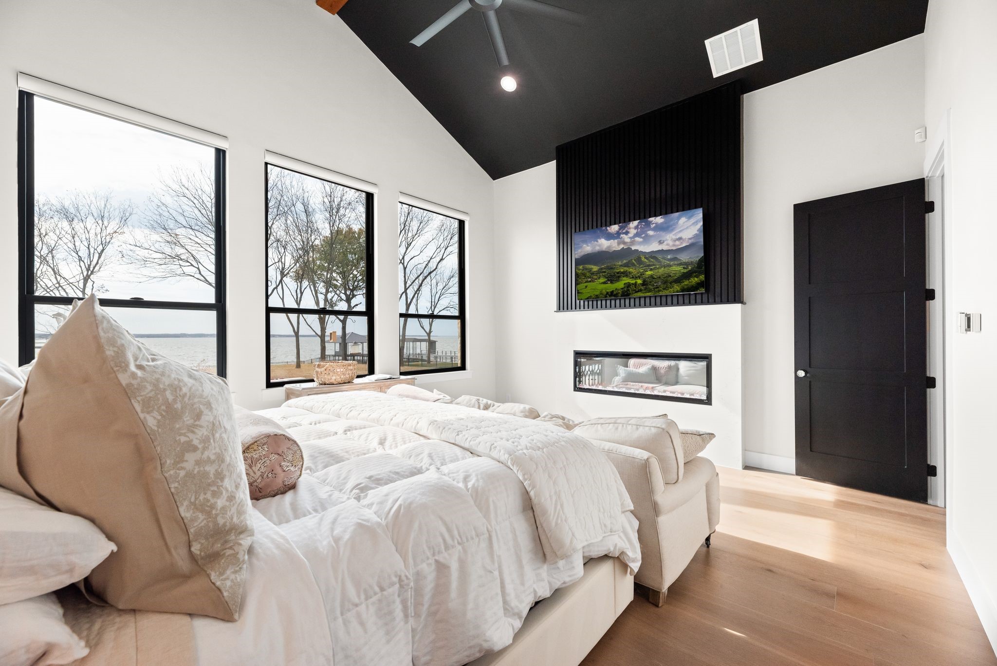 1196 The Shores Drive