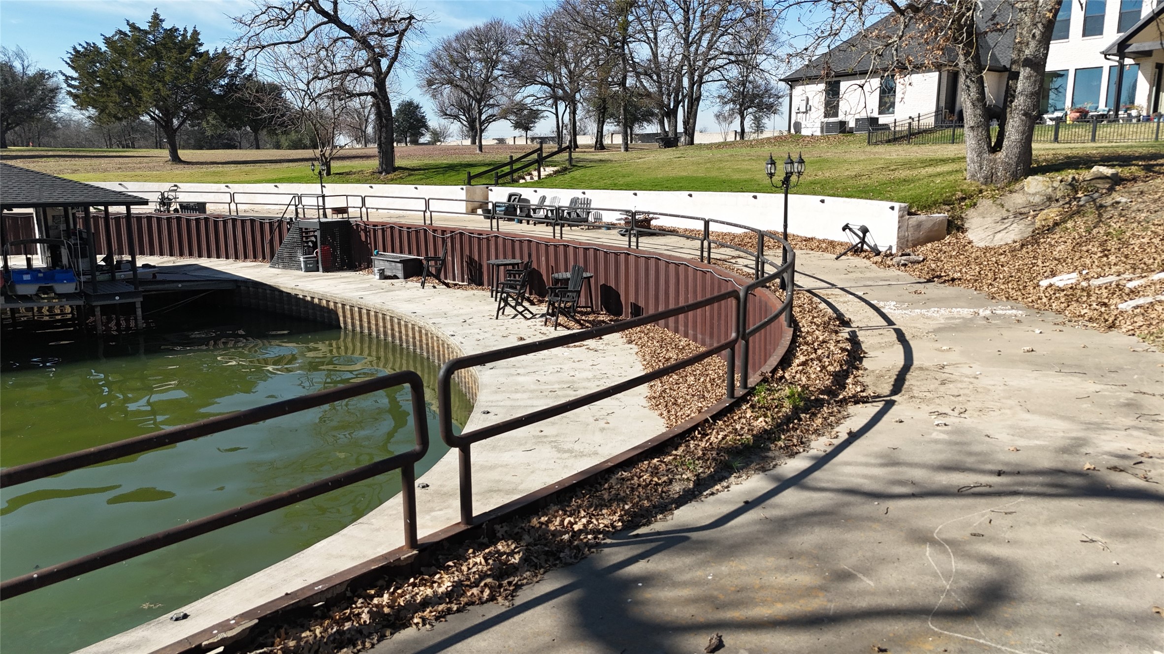 11 Bayview Circle