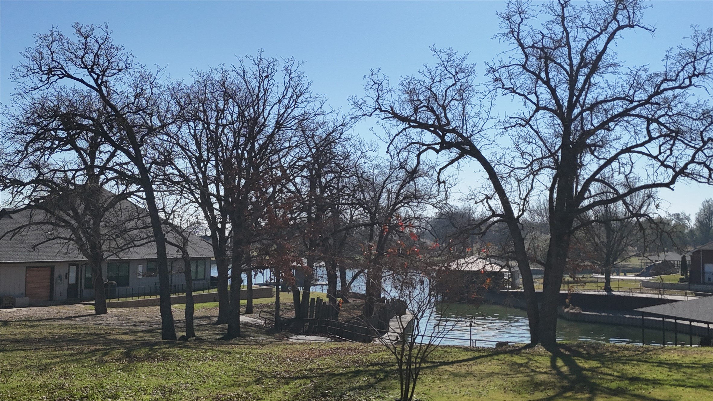 11 Bayview Circle