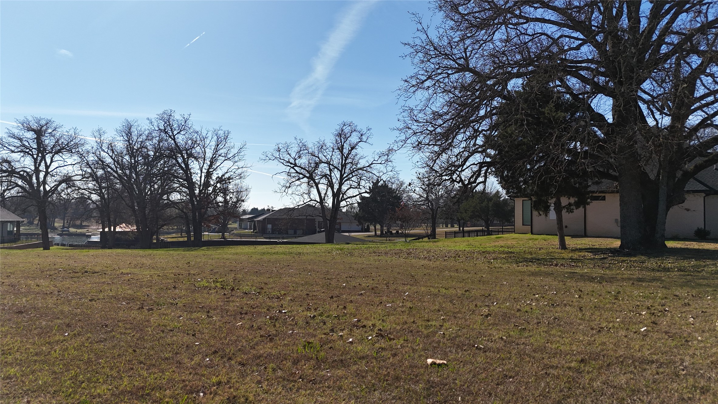 11 Bayview Circle