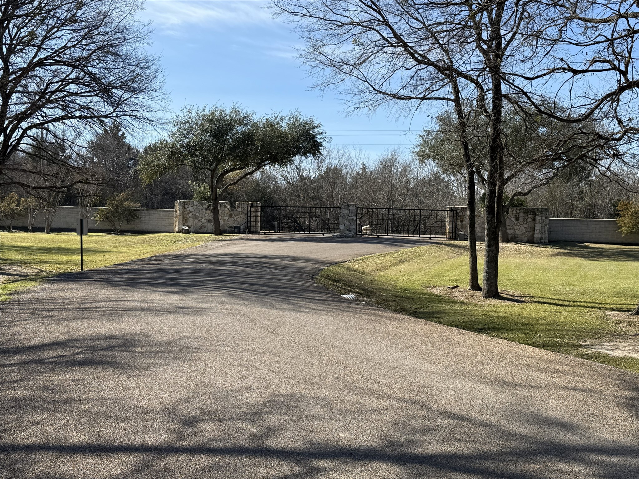 11 Bayview Circle