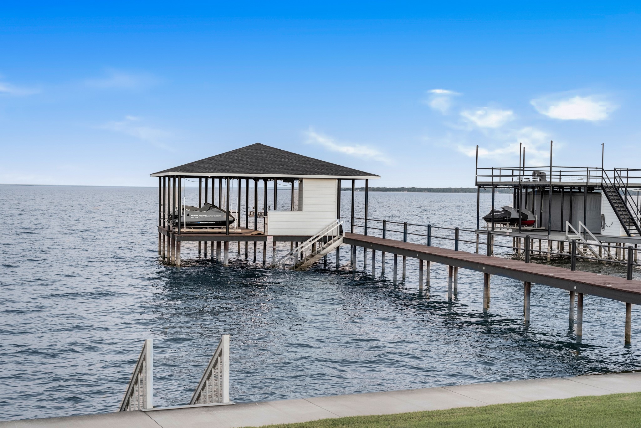 2207 Lake View Landing