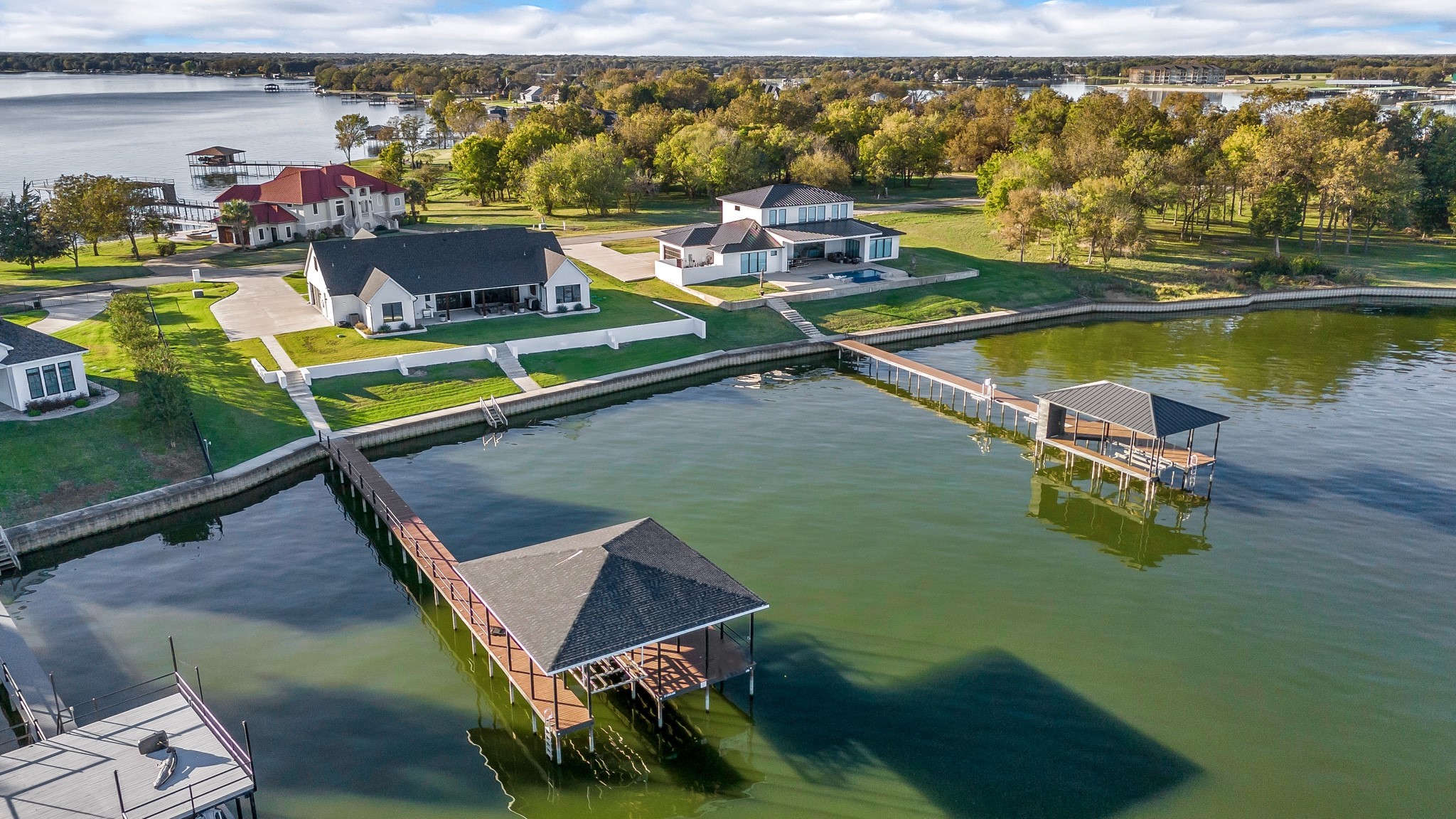 2207 Lake View Landing