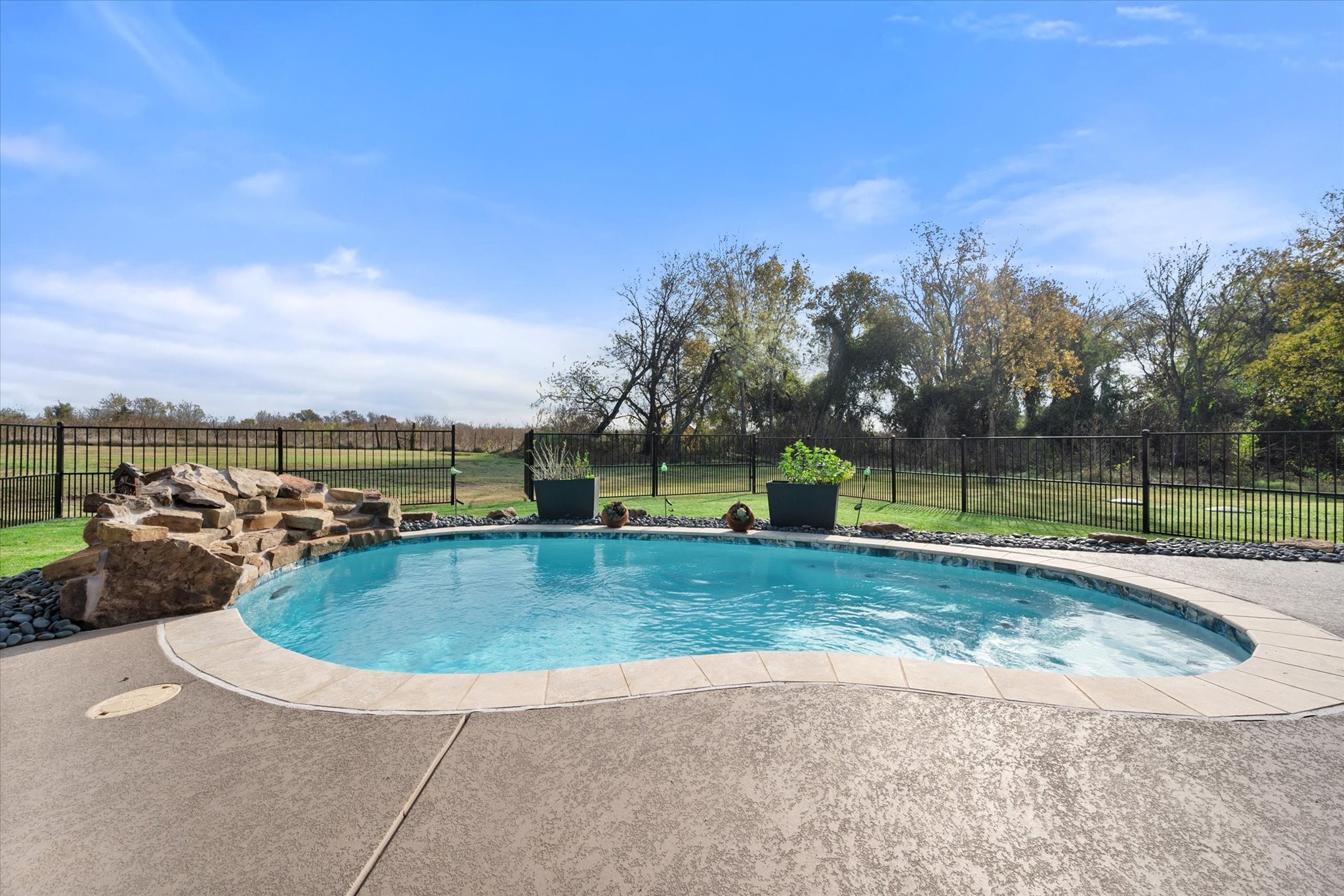 199 Pearl Valley Drive