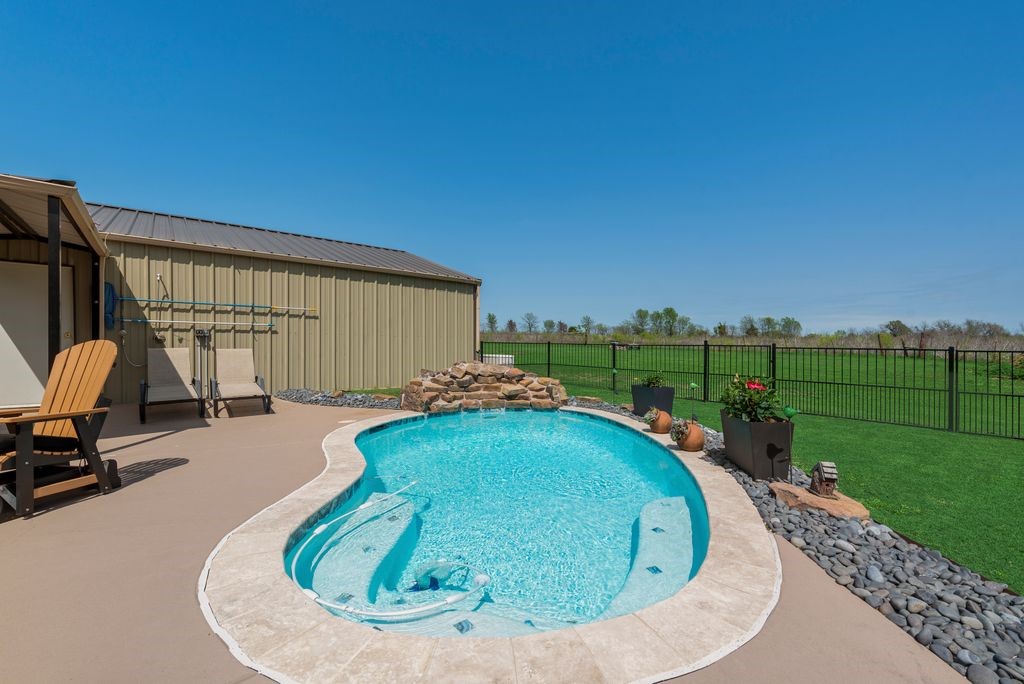 199 Pearl Valley Drive