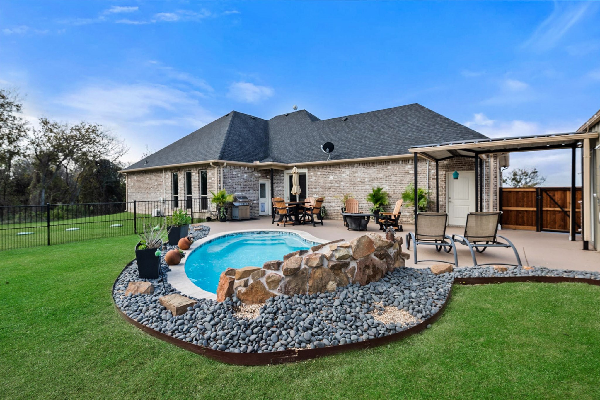 199 Pearl Valley Drive