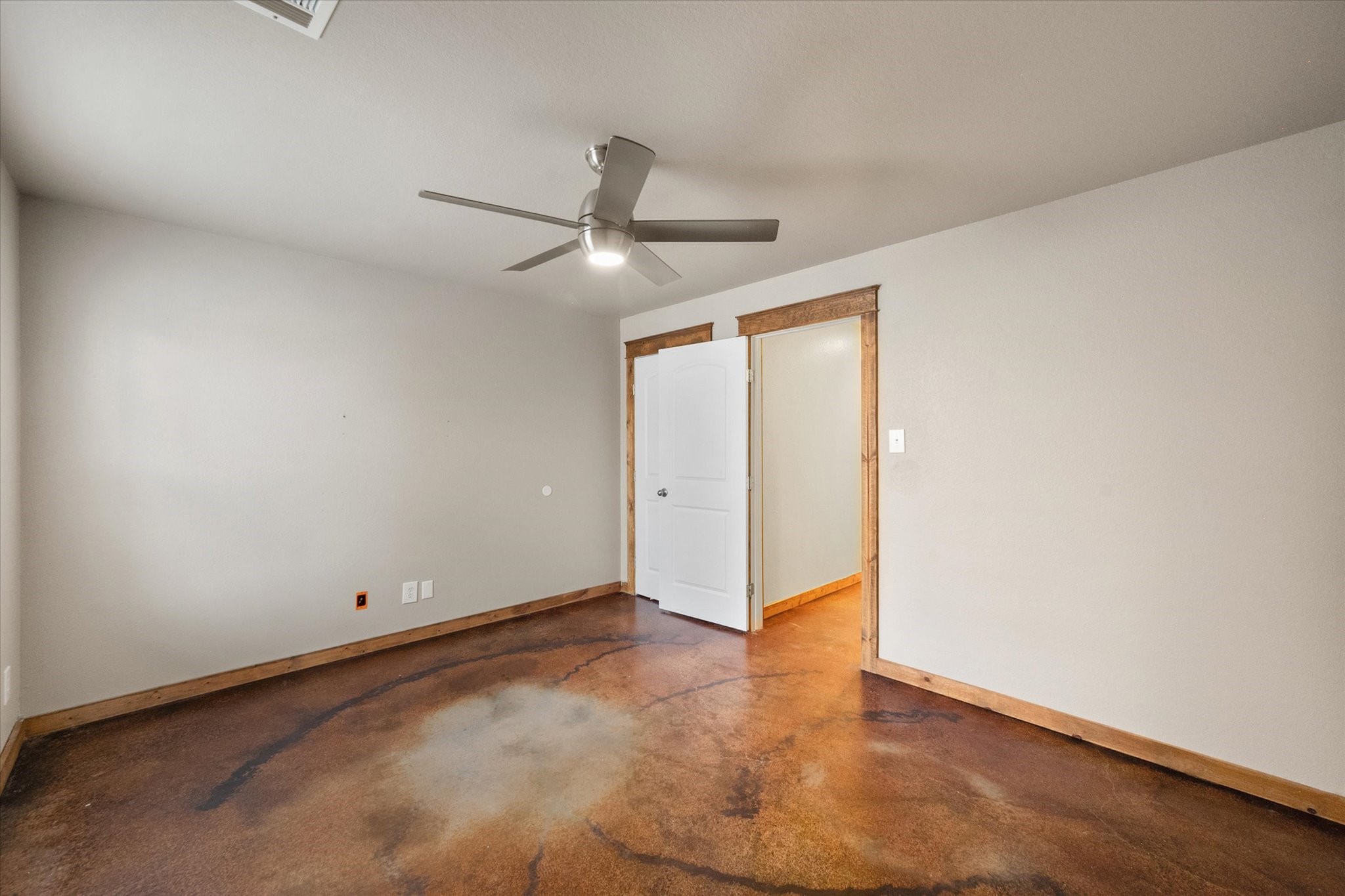 330 Southern Oaks Drive