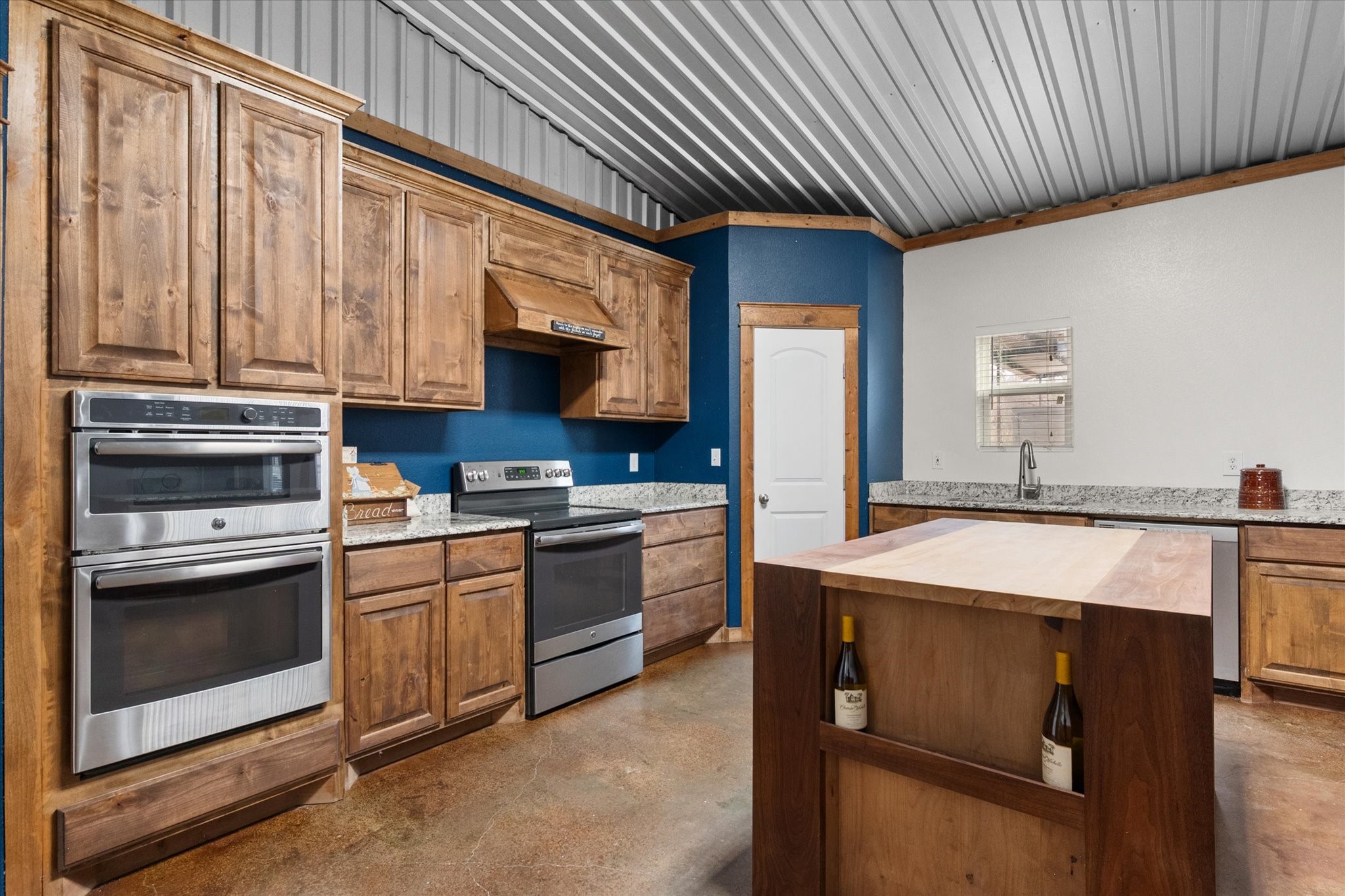 330 Southern Oaks Drive