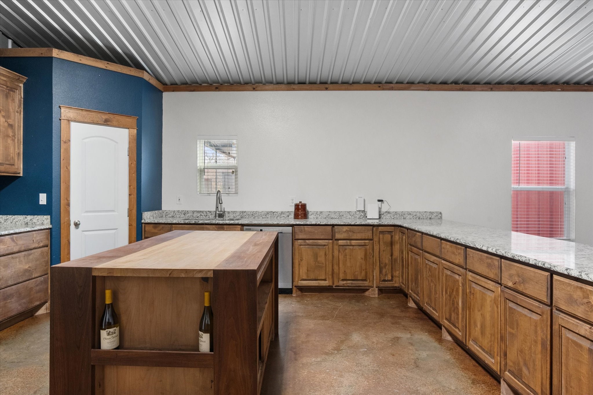 330 Southern Oaks Drive