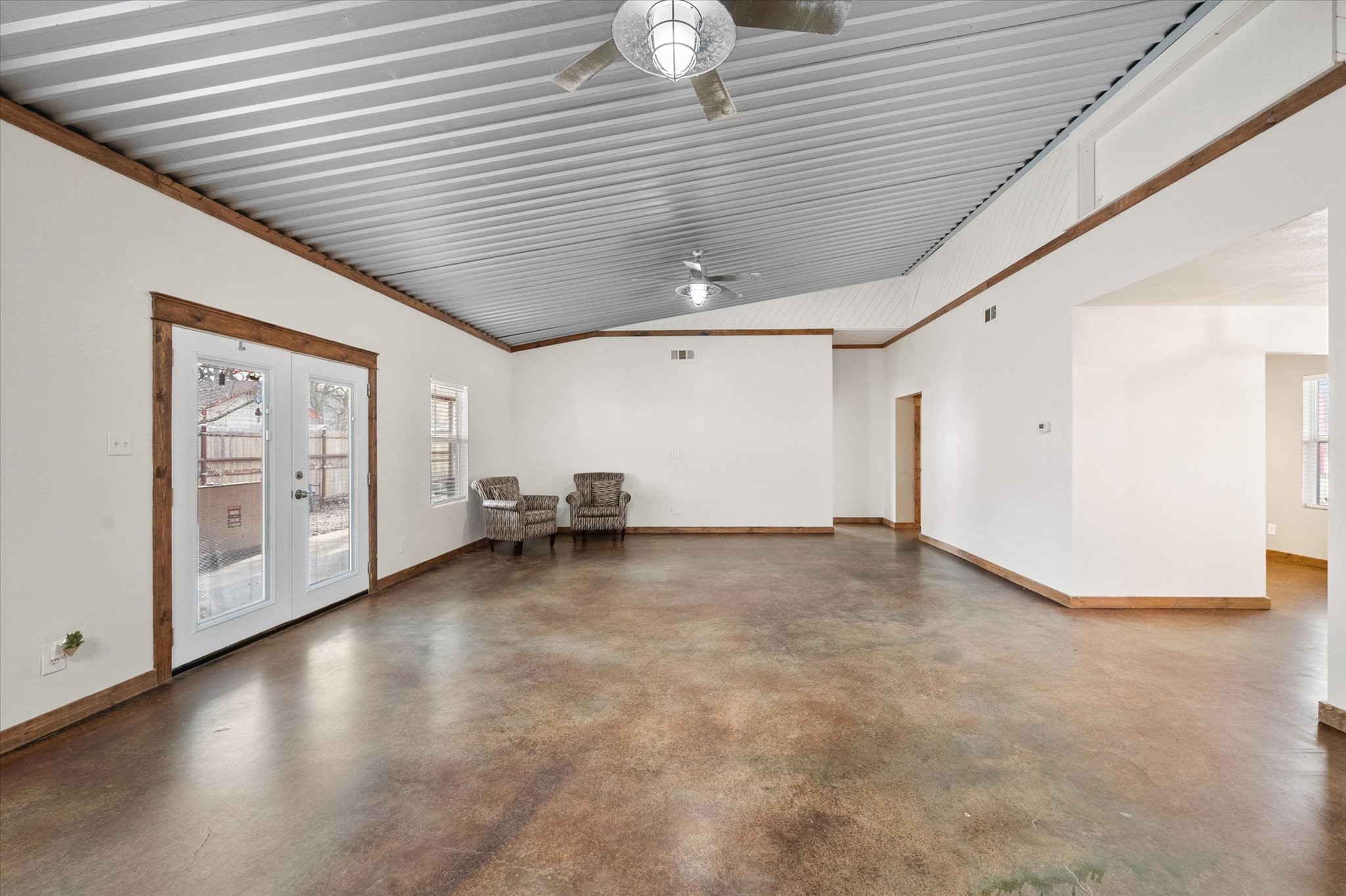 330 Southern Oaks Drive