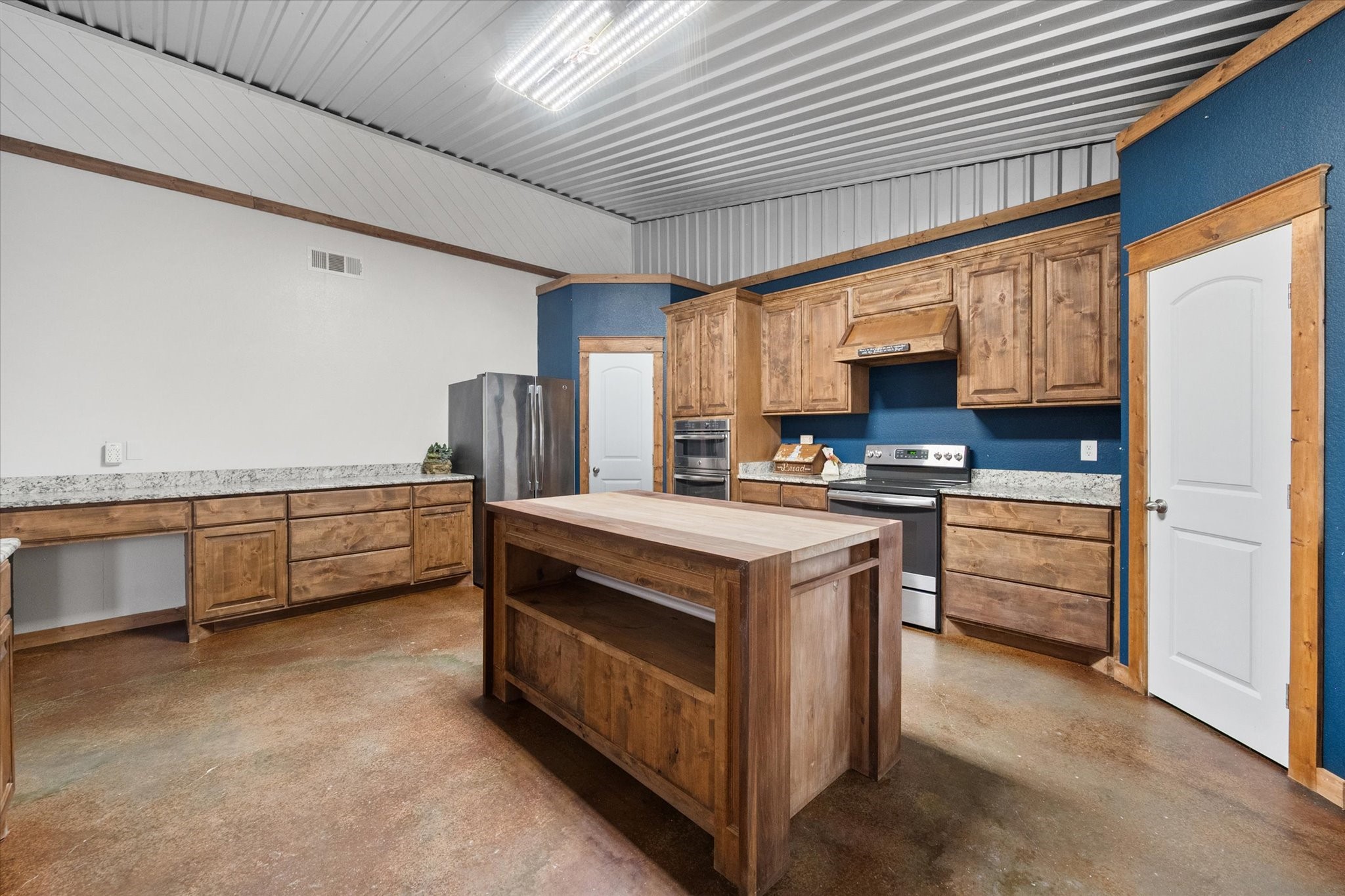 330 Southern Oaks Drive