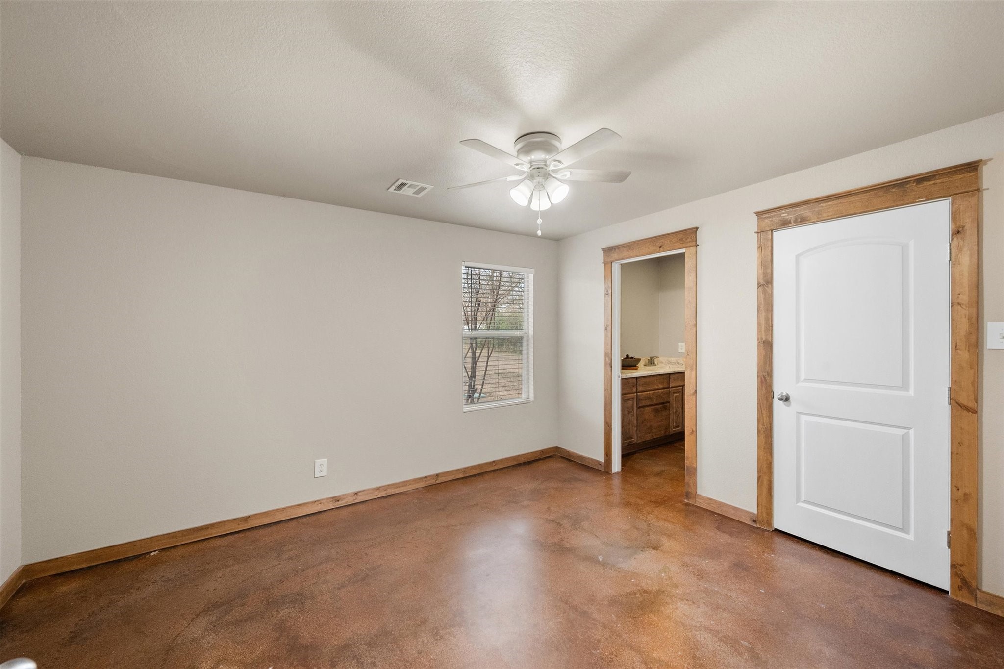 330 Southern Oaks Drive