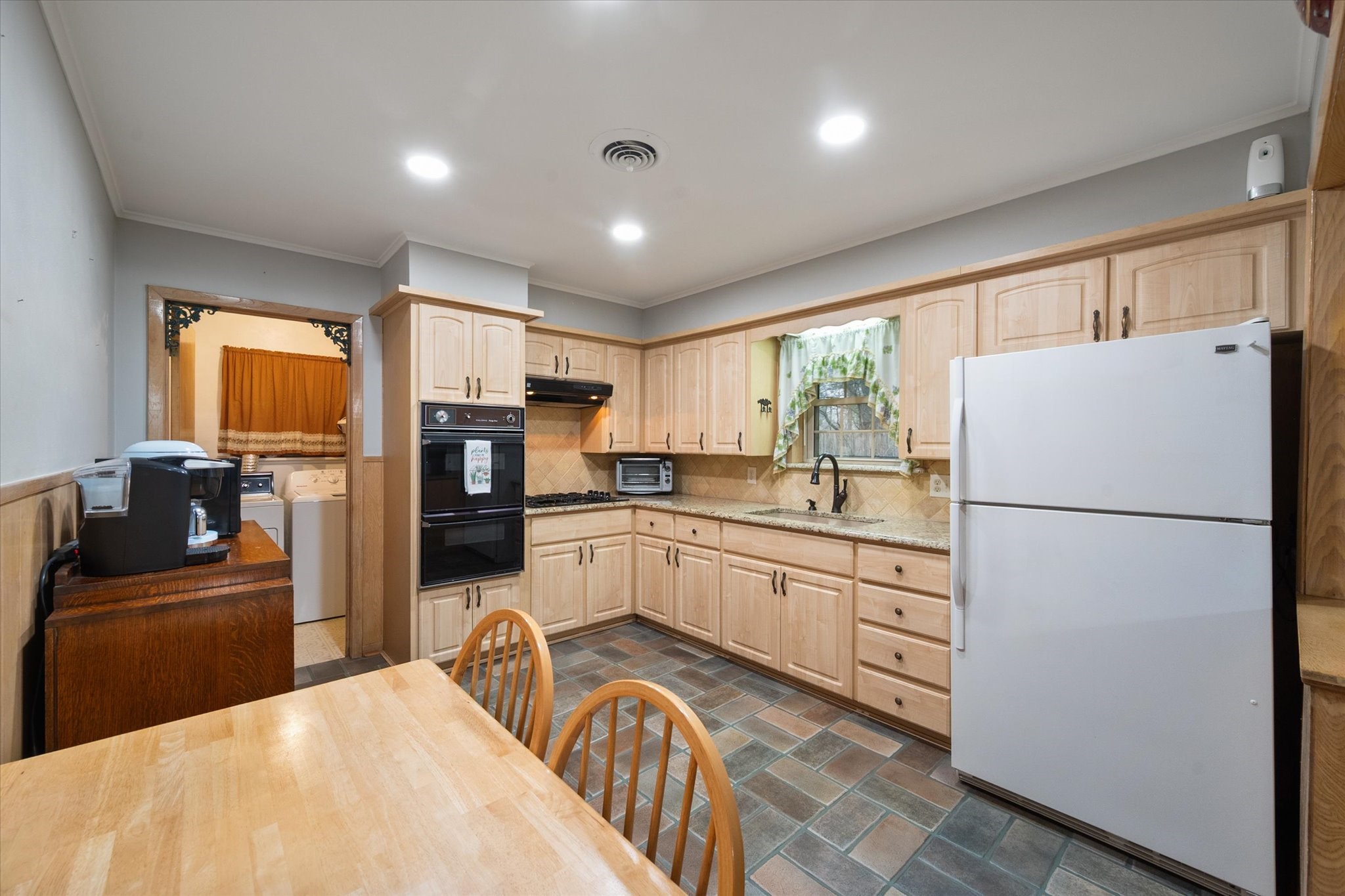 513 N 38th Street