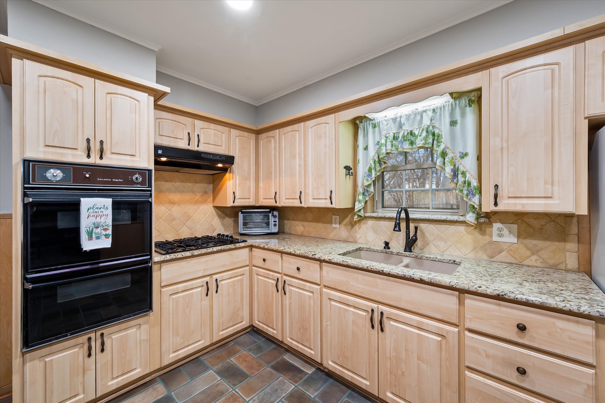 513 N 38th Street