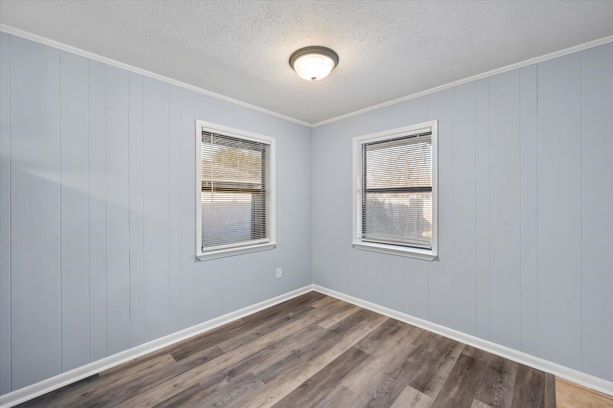 208 Gladstone Avenue