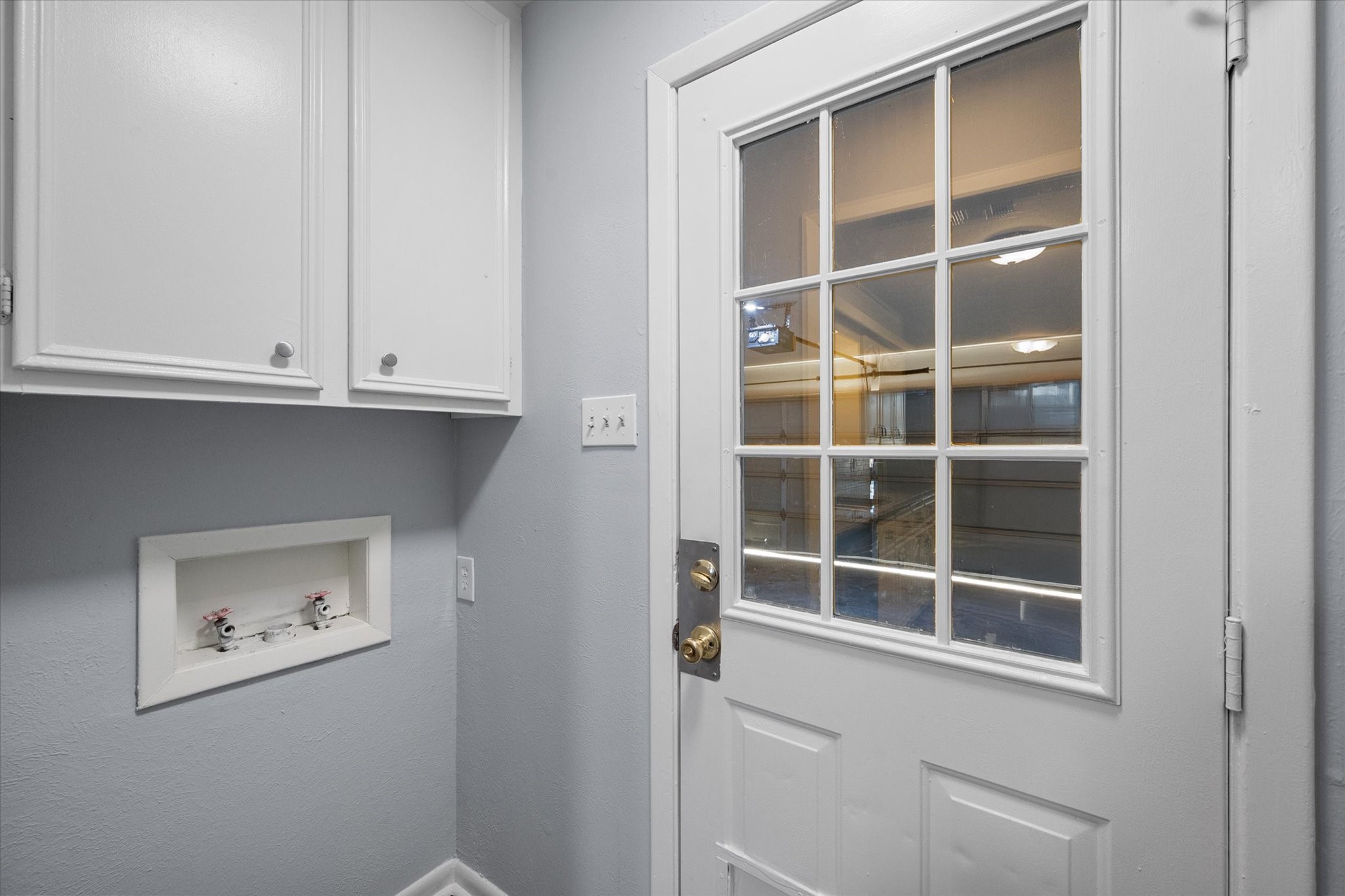 208 Gladstone Avenue