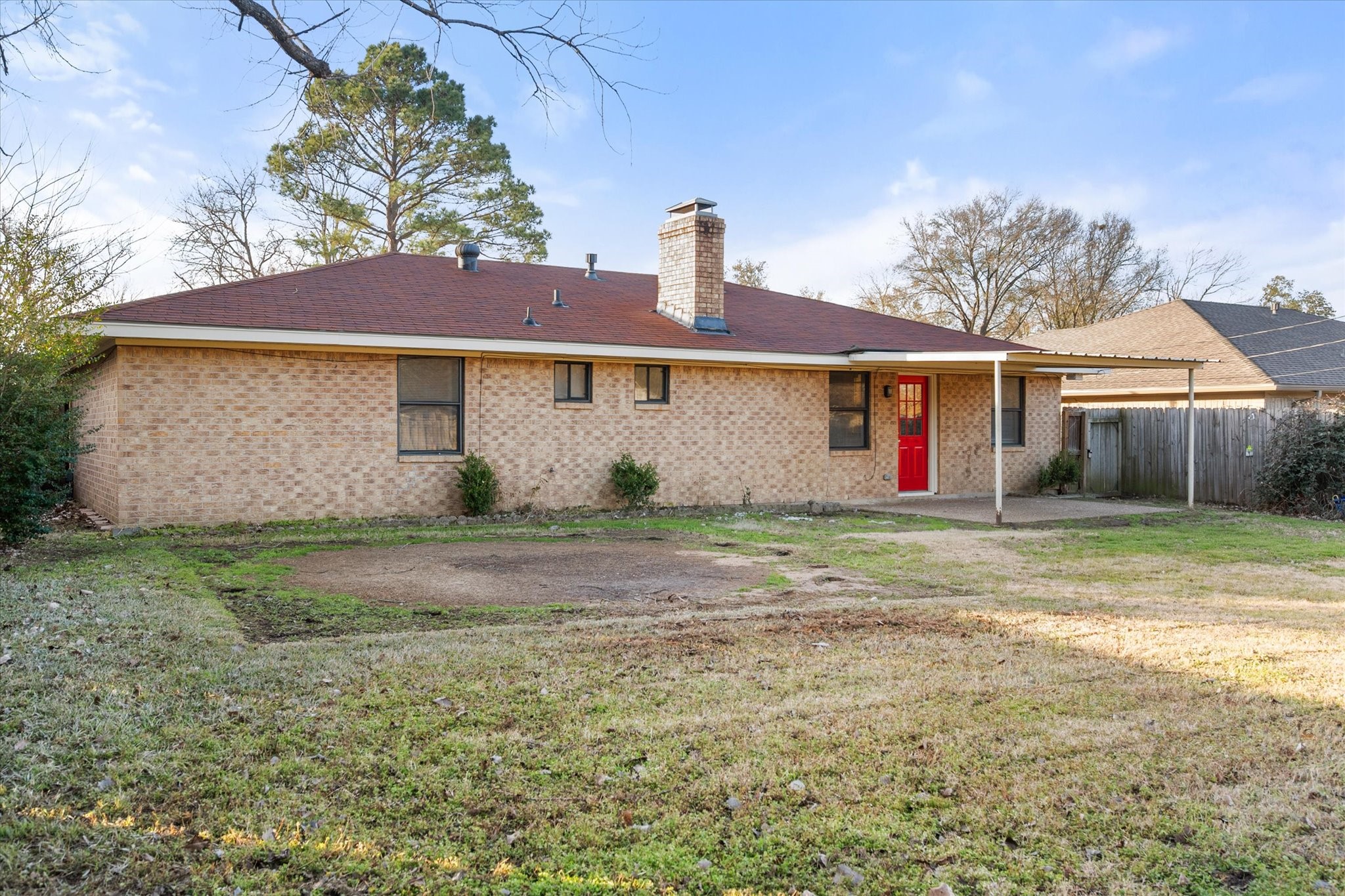 208 Gladstone Avenue