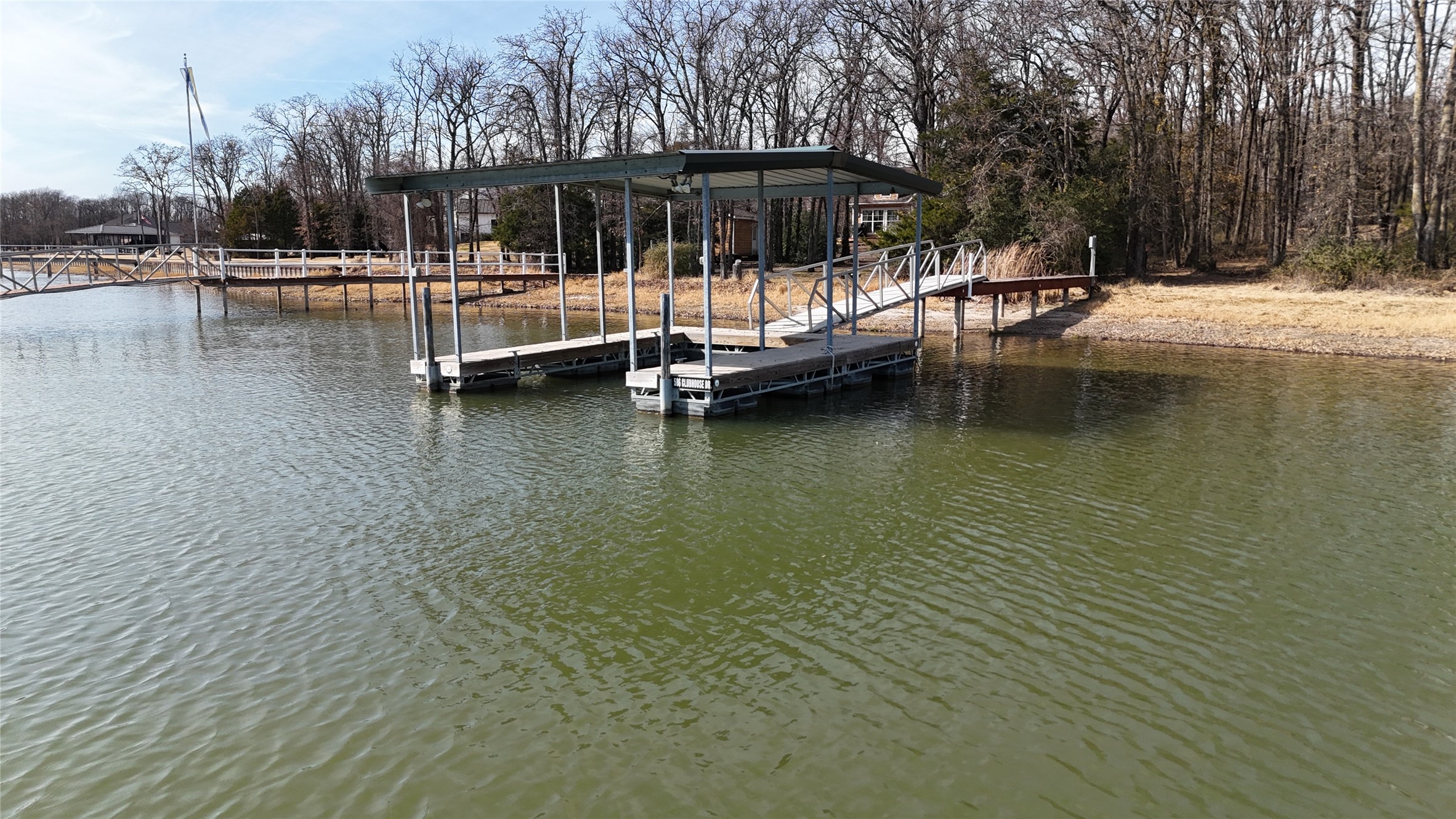 586 Clubhouse Drive